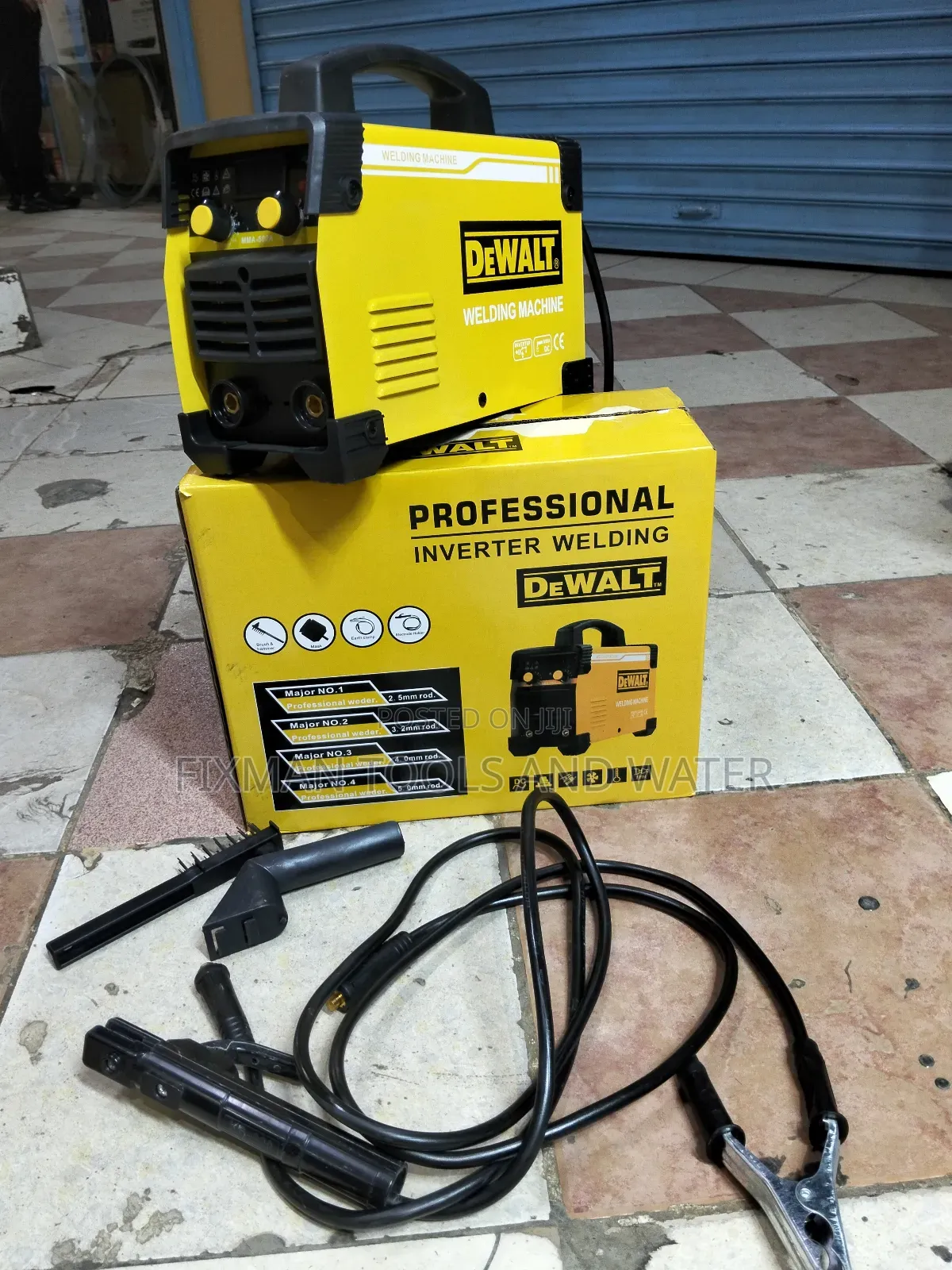 High Current Dewalt Welding Machine Invertor 500 Amps + Free Rods