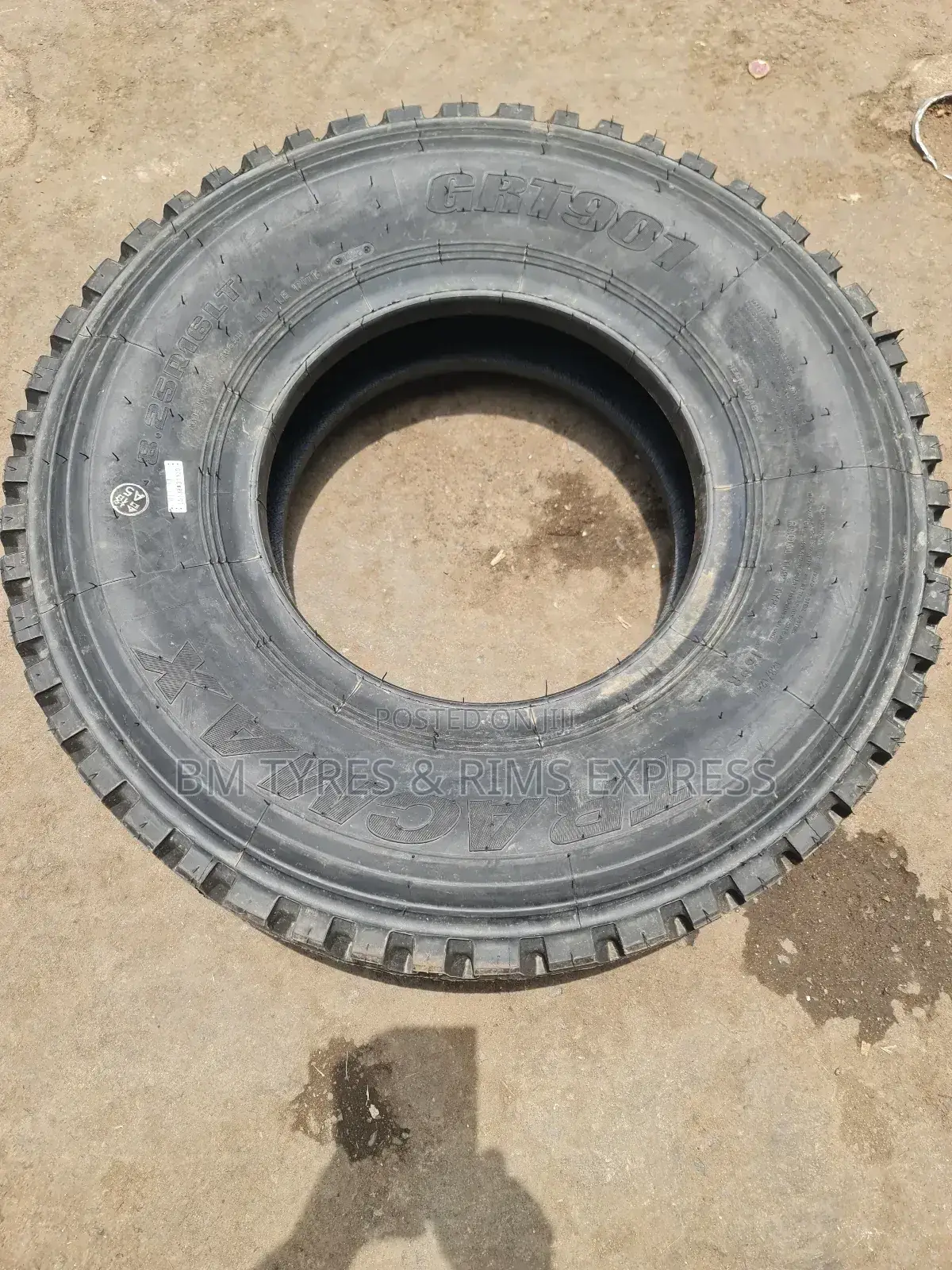 825 R16 Tracmax Tyres (Allposition)