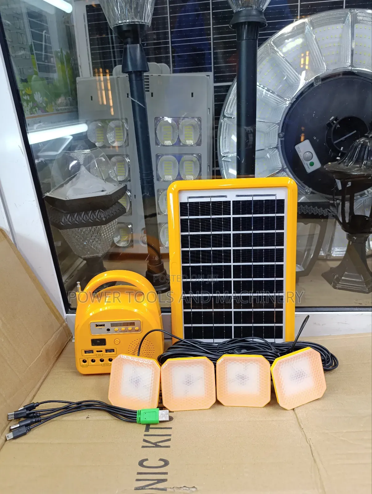*New Solar Lighting System Kit With 4 Led Lights,Fm Radio