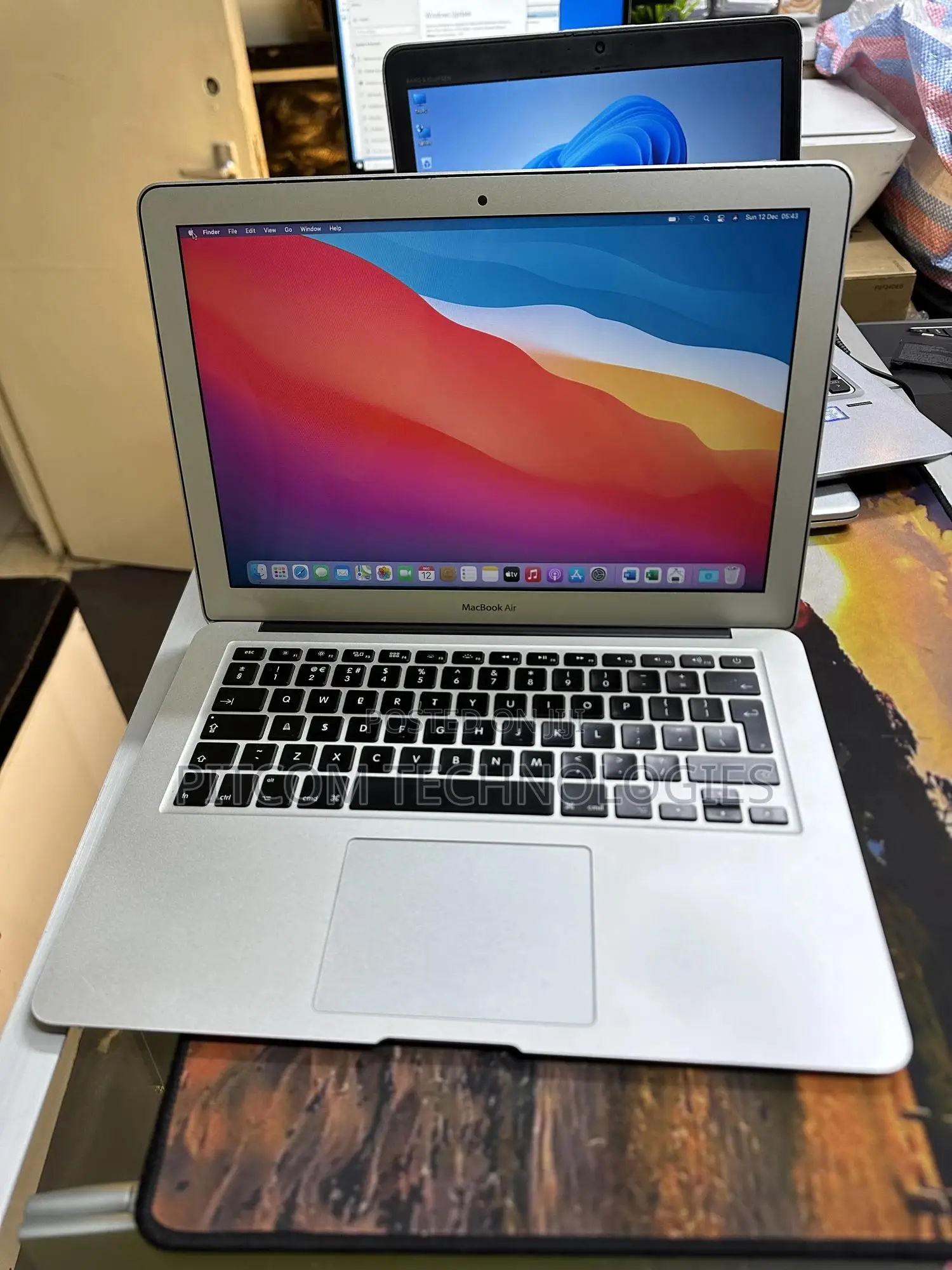 Laptop Apple MacBook Air 2017 8GB Intel Core I7 SSD 256GB