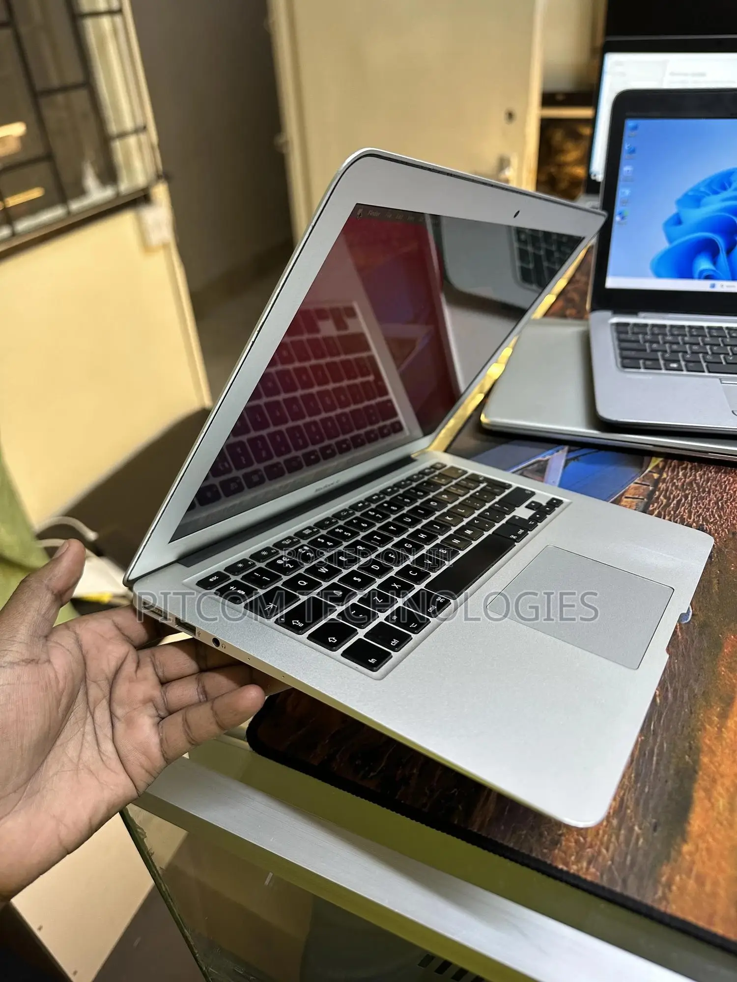 Laptop Apple MacBook Air 2017 8GB Intel Core I7 SSD 256GB