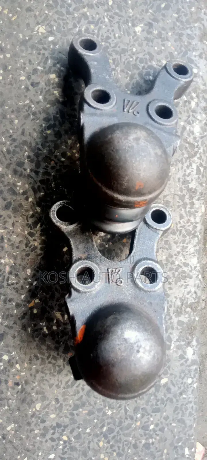 Lower Ball Joint Mitsubishi Pajero