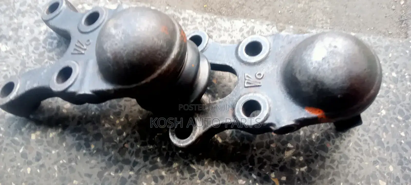 Lower Ball Joint Mitsubishi Pajero
