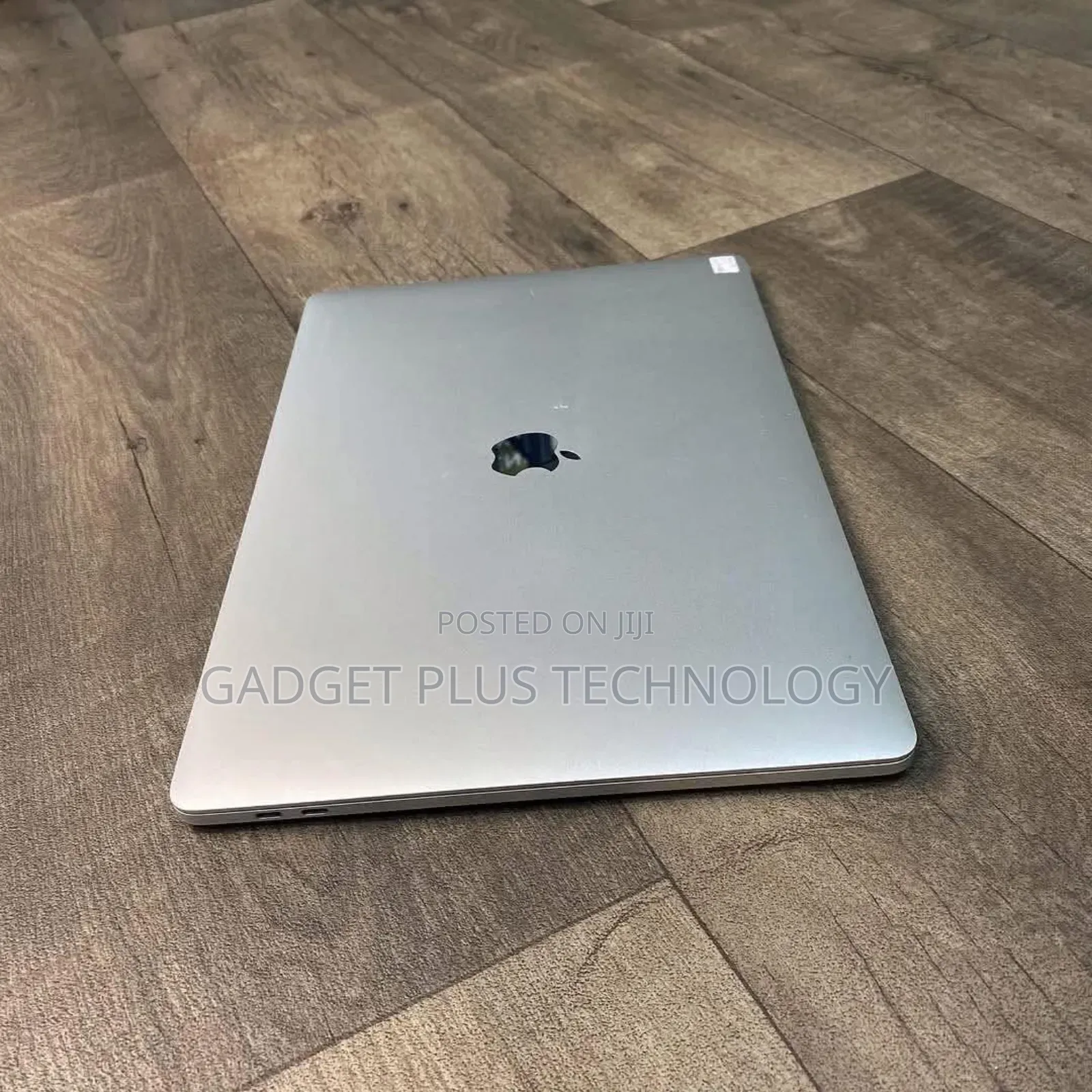 Laptop Apple MacBook Pro 2018 16GB Intel Core i7 SSD 256GB