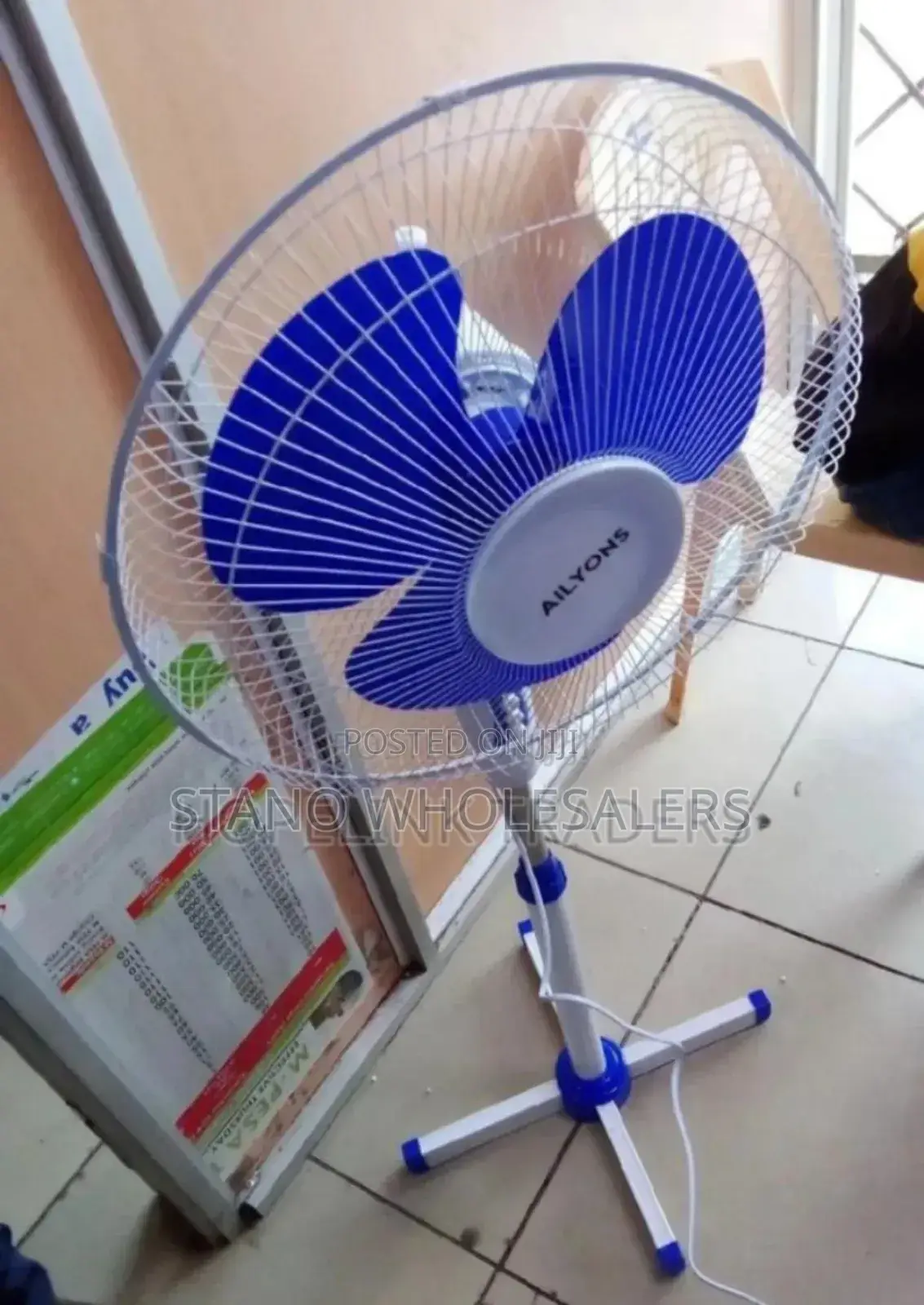 Colour White - Ailyons 18inch Standing Fan