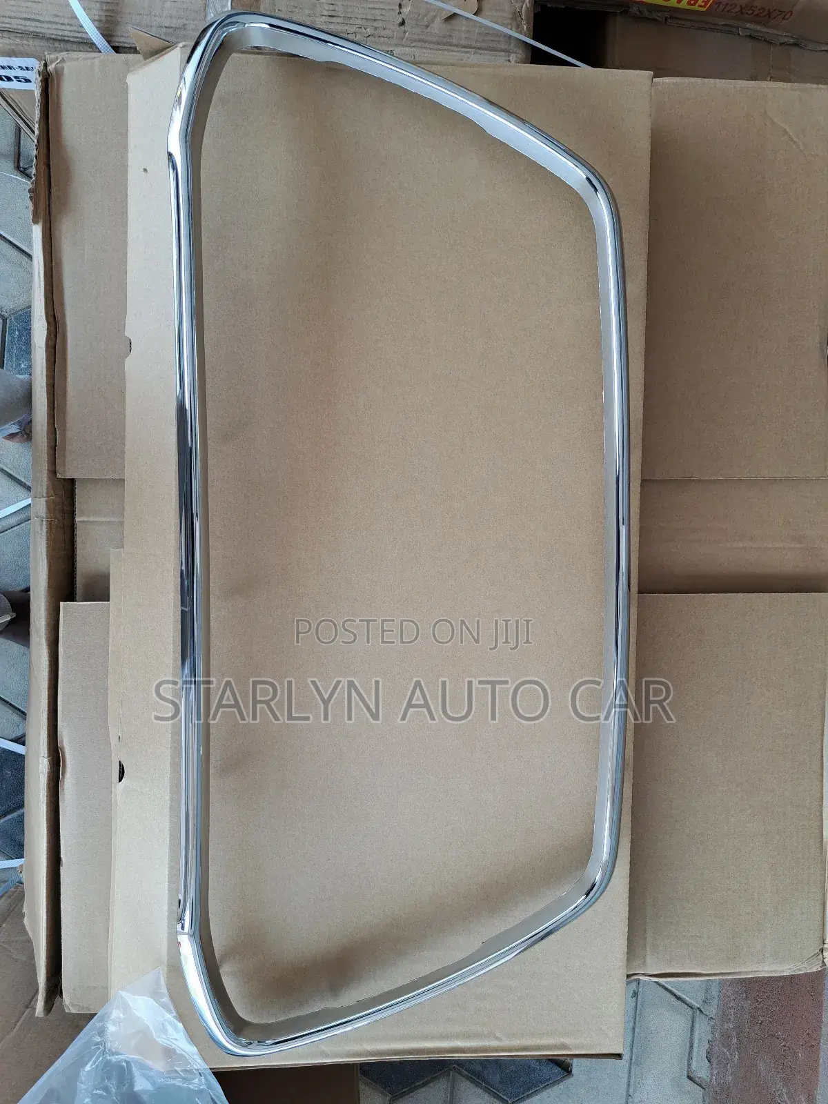 Front Grill Chrome Garnish Trim for Mitsubishi RVR (2013–2016)