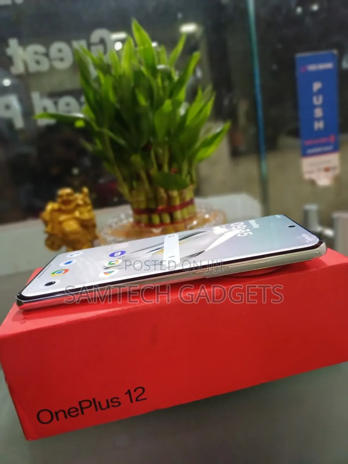 New OnePlus 12 512 GB Silver