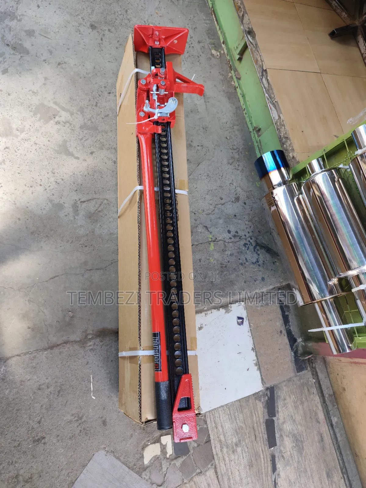 48 Inches Farm Jack