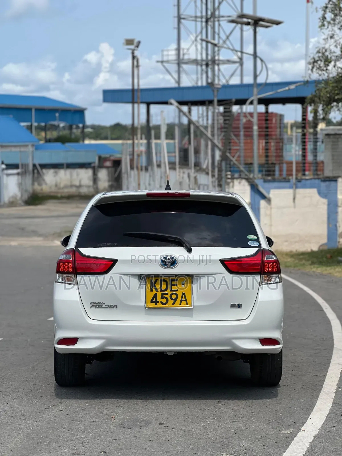 Toyota Corolla Fielder 2016 White
