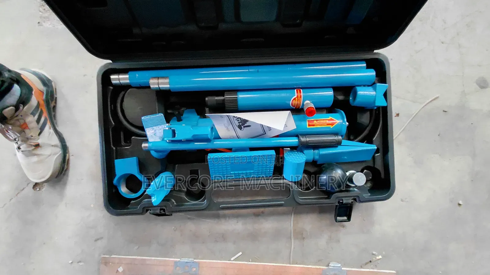 Heavy Duty 10tonne Hydraulic Body Frame Repair Kit Machine.