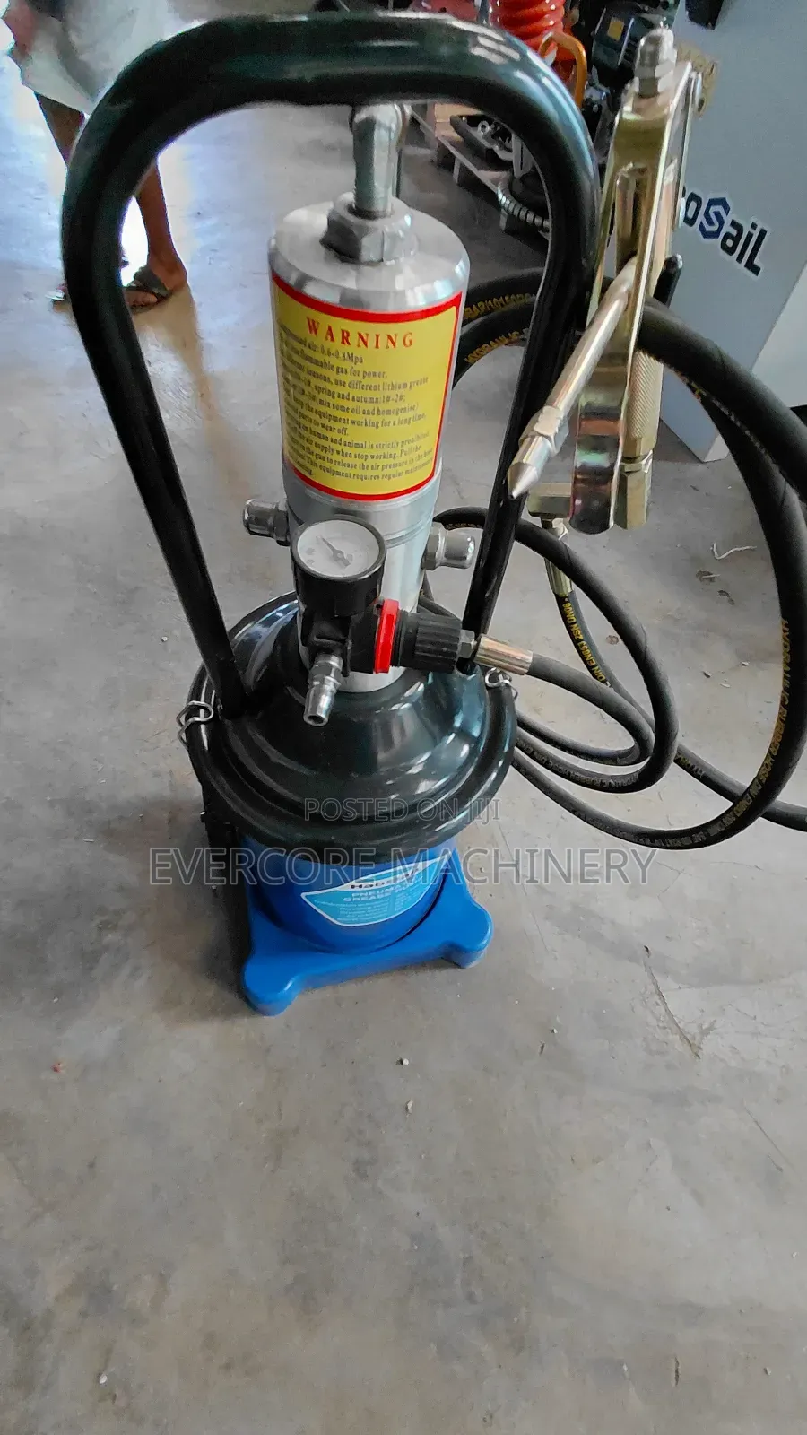 Heavy Duty 13kg Pneumatic Grease Pump Bucket Machine.