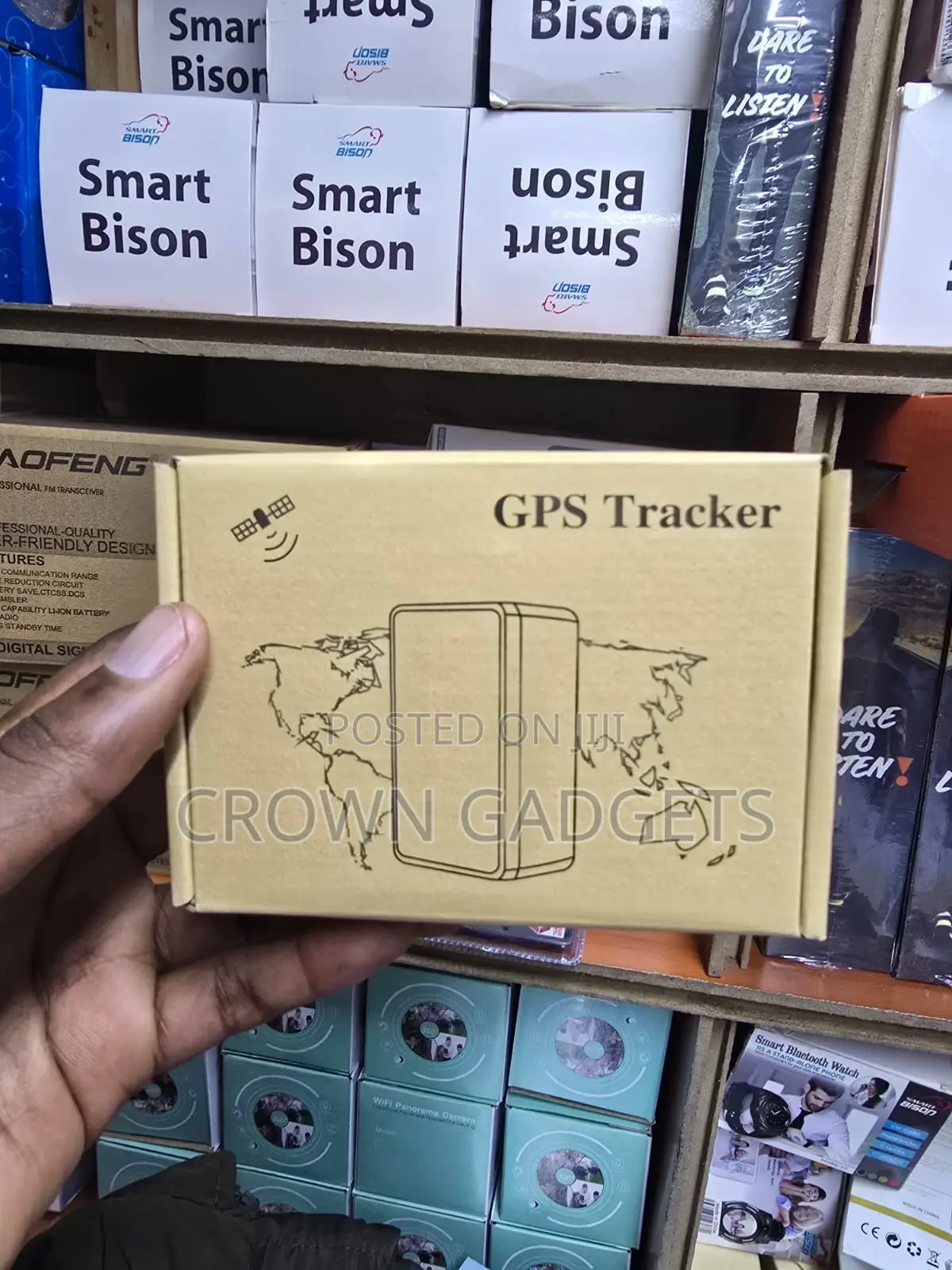Wireless GPS Tracker P7 With Real-Time Monitoring Alerts