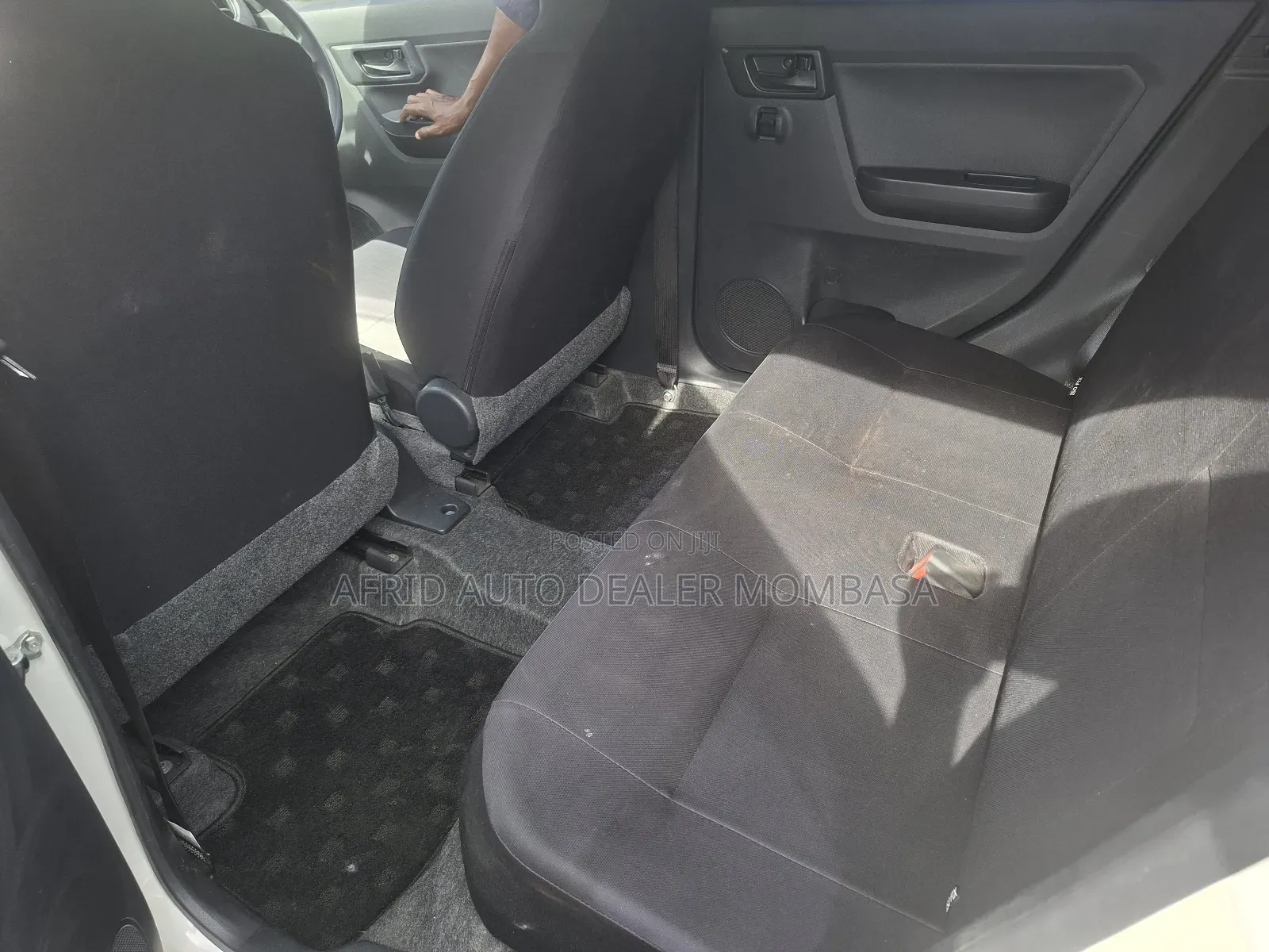 Daihatsu Mira 2019 White