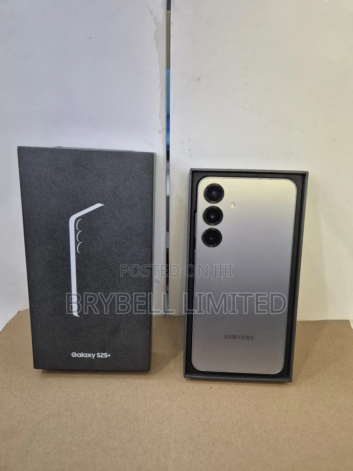 Samsung Galaxy S25+ 512 GB Gray
