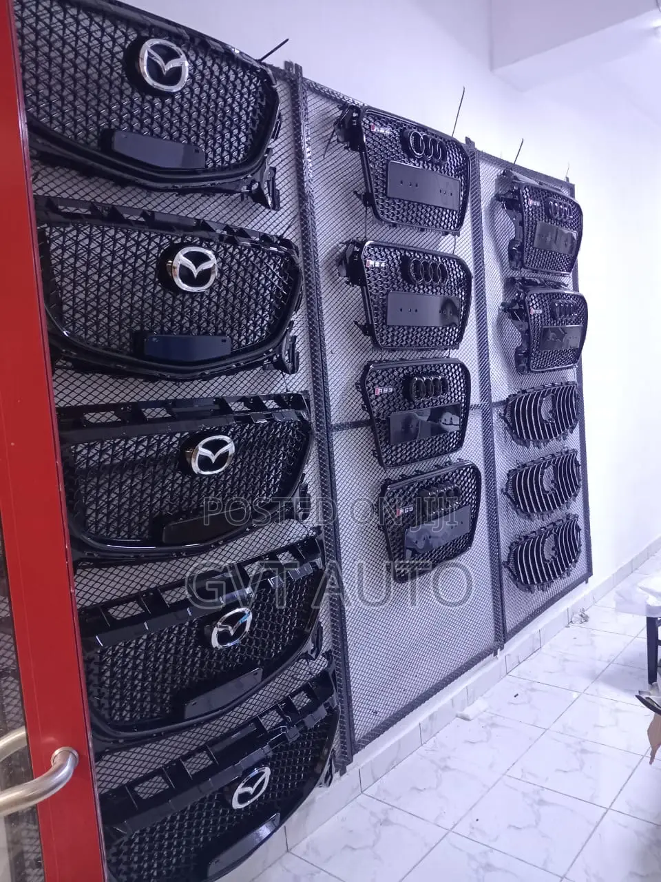 Mazda Axela 2014-2018 Grill
