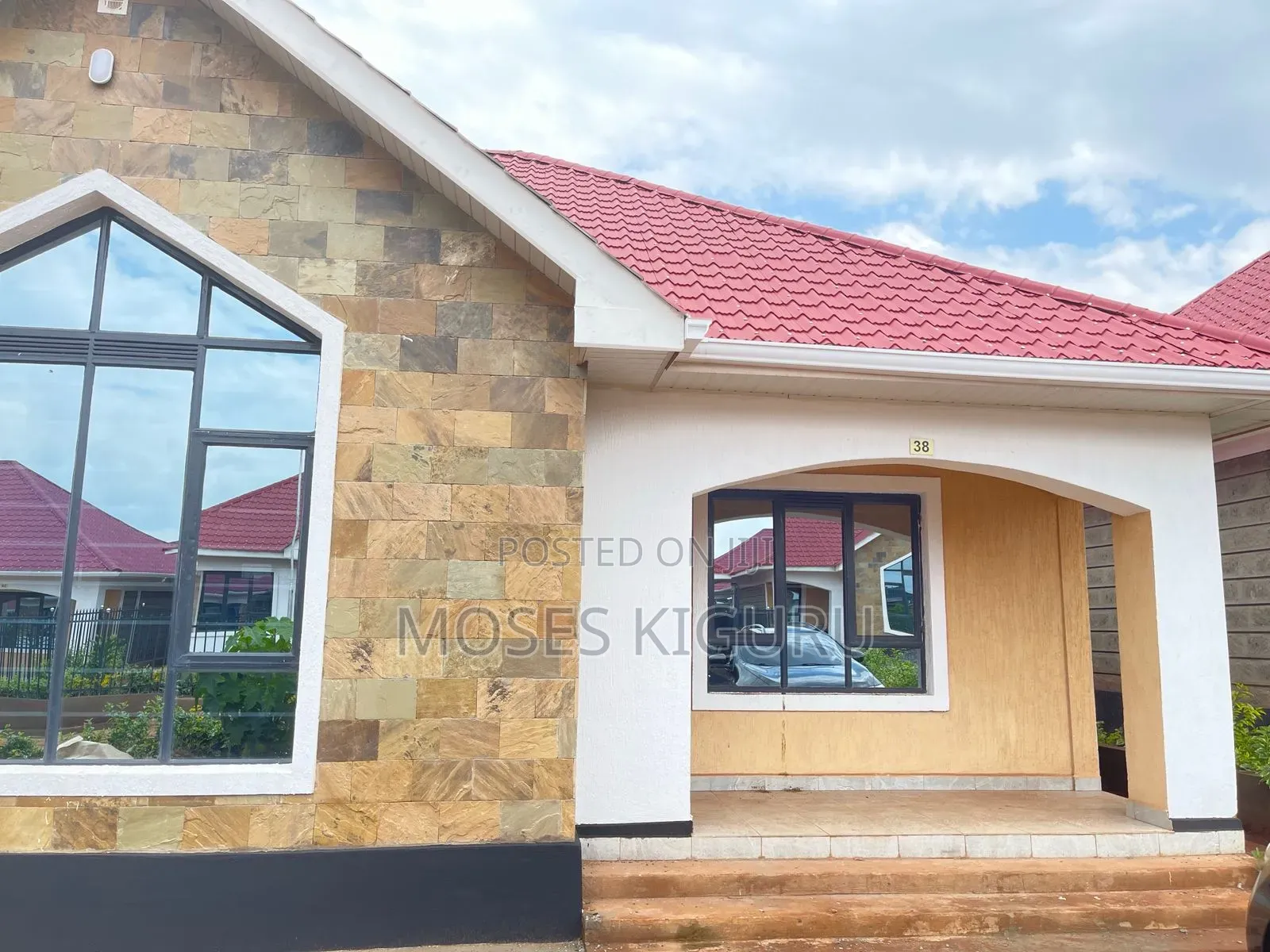 3bdrm Bungalow in Batian Estate, Kenyatta Road / Theta  for rent