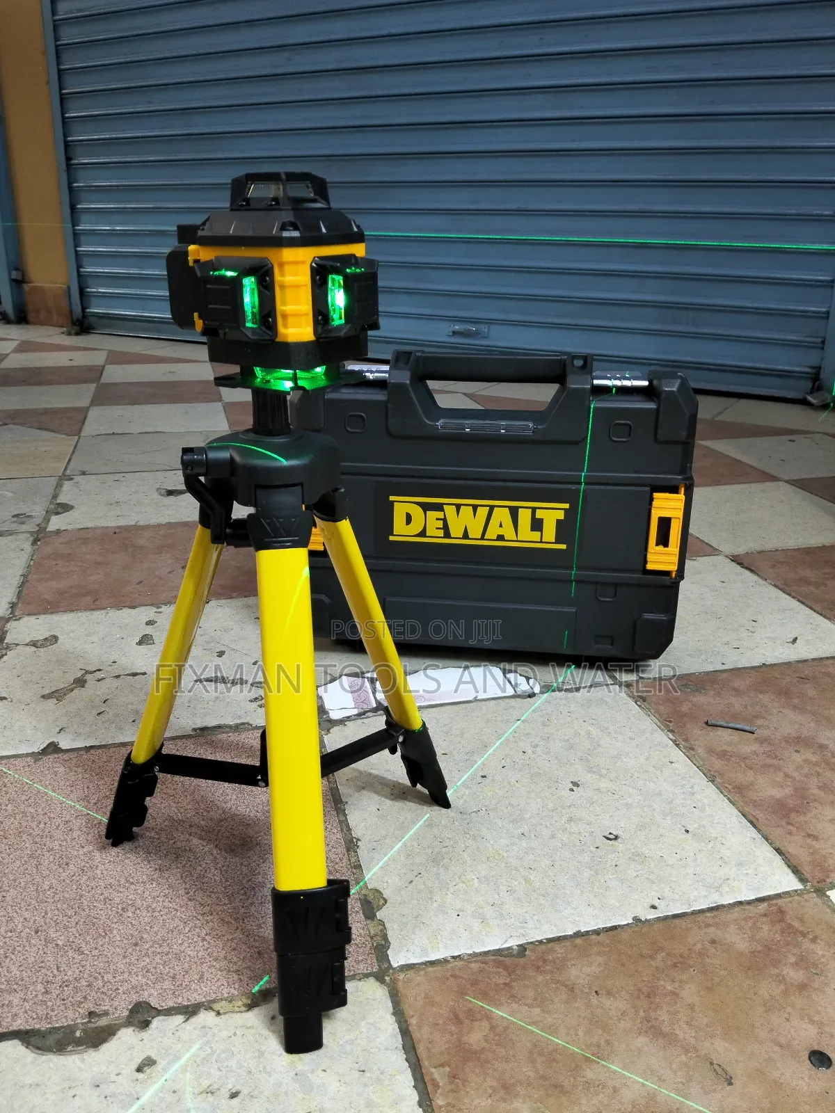Modern Dewalt Laser Level Machine 16 Lines 360 Degrees Tripods Stand