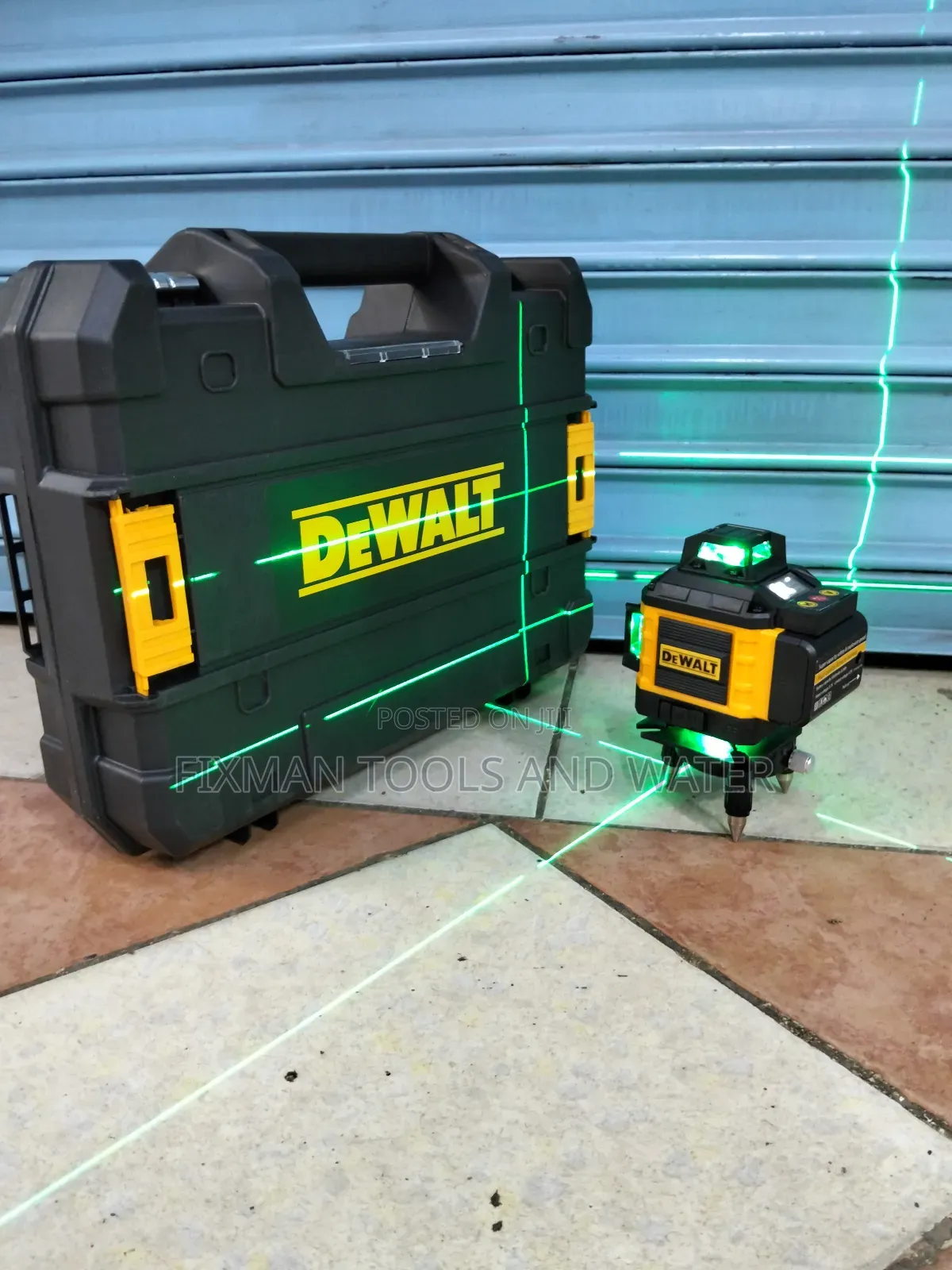 Accurate Dewalt Laser Level Machine 16 Line 360 Degrees + Free Stand
