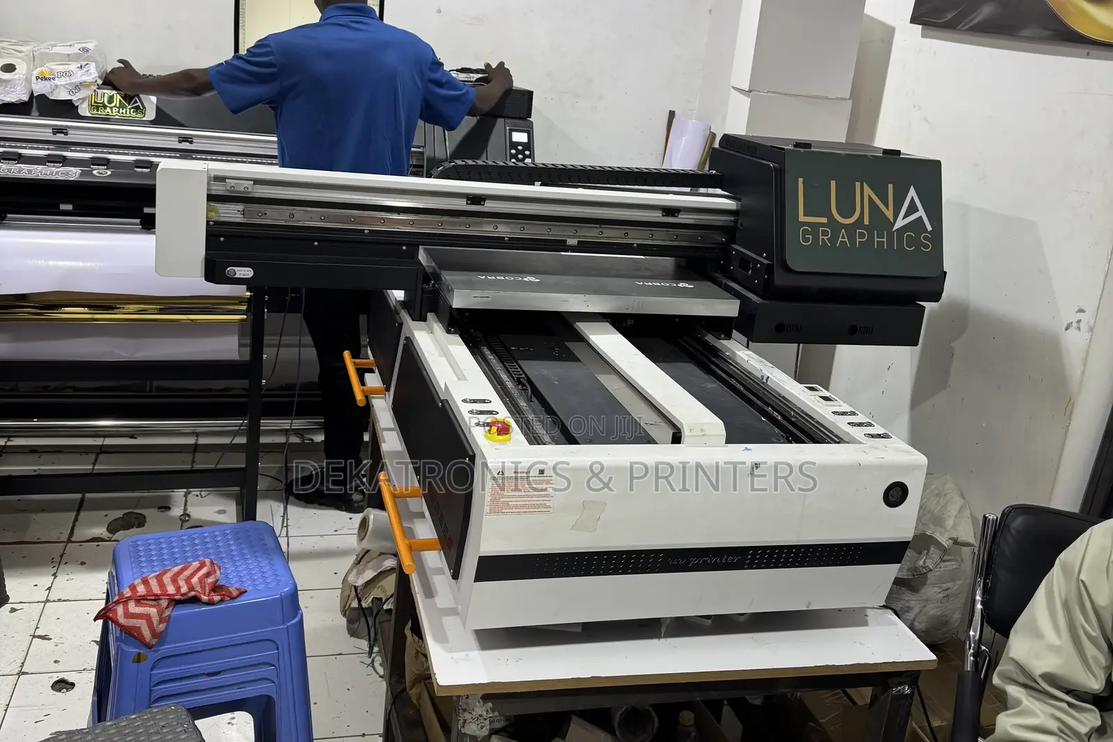 Extreme 6090 Uv Flatbed With 3pcs Heads Slightly Used Printer