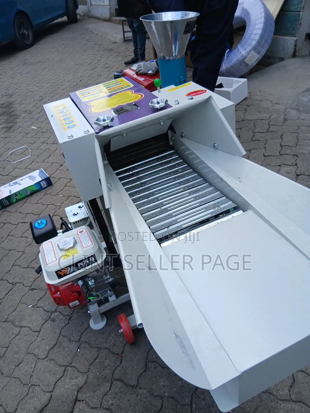 Poultry Feed Grinder / High Speed Feed Chopper (Engine)