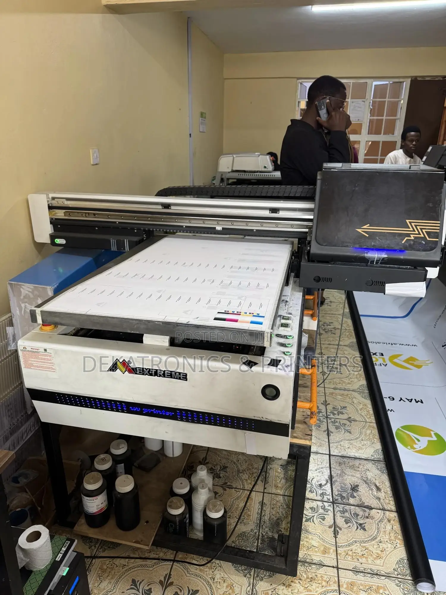 Extreme 6090 Uv Flatbed With 3pcs Heads 4 Months Old Printer