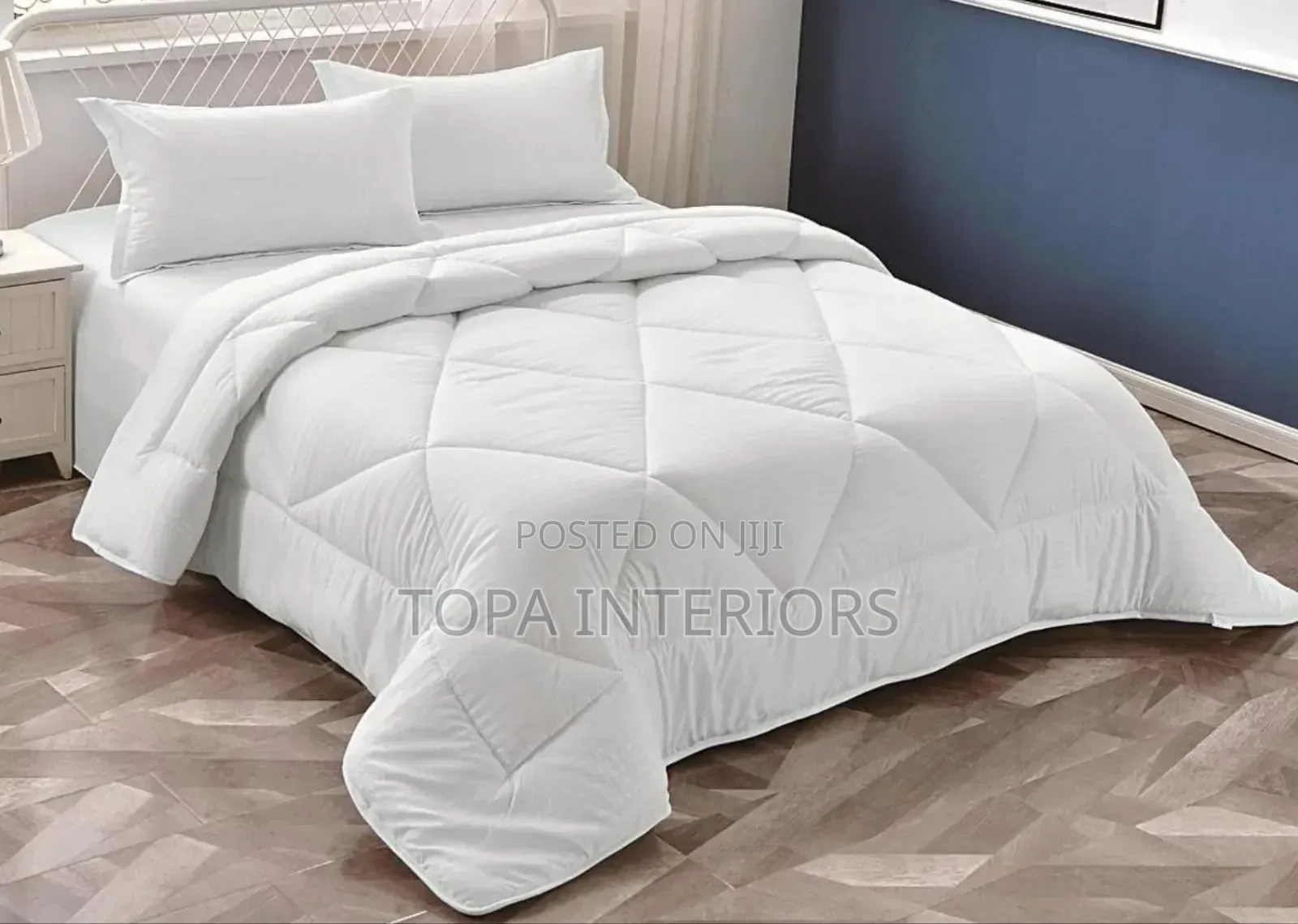 6x6 Plain White King Size Binded Duvets