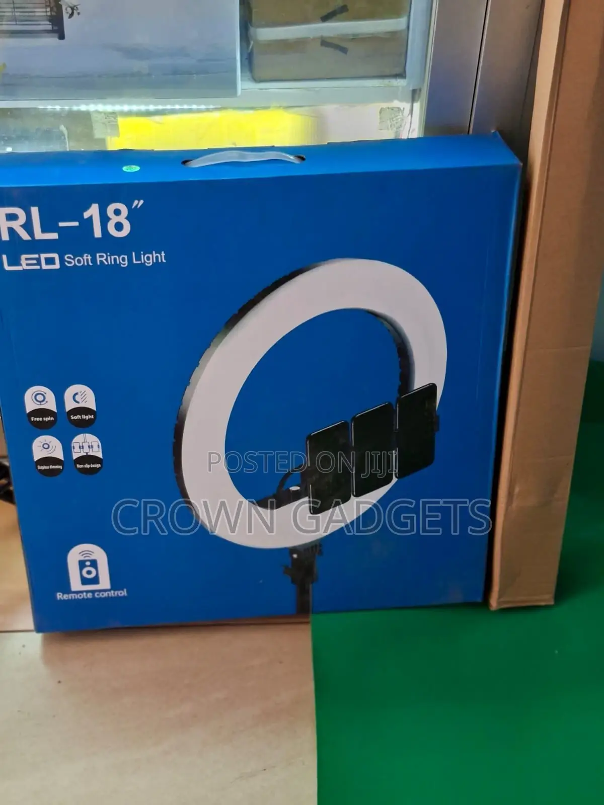 Rl18 Dimmable 18-Inch Led Ring Light for Makeup Youtube