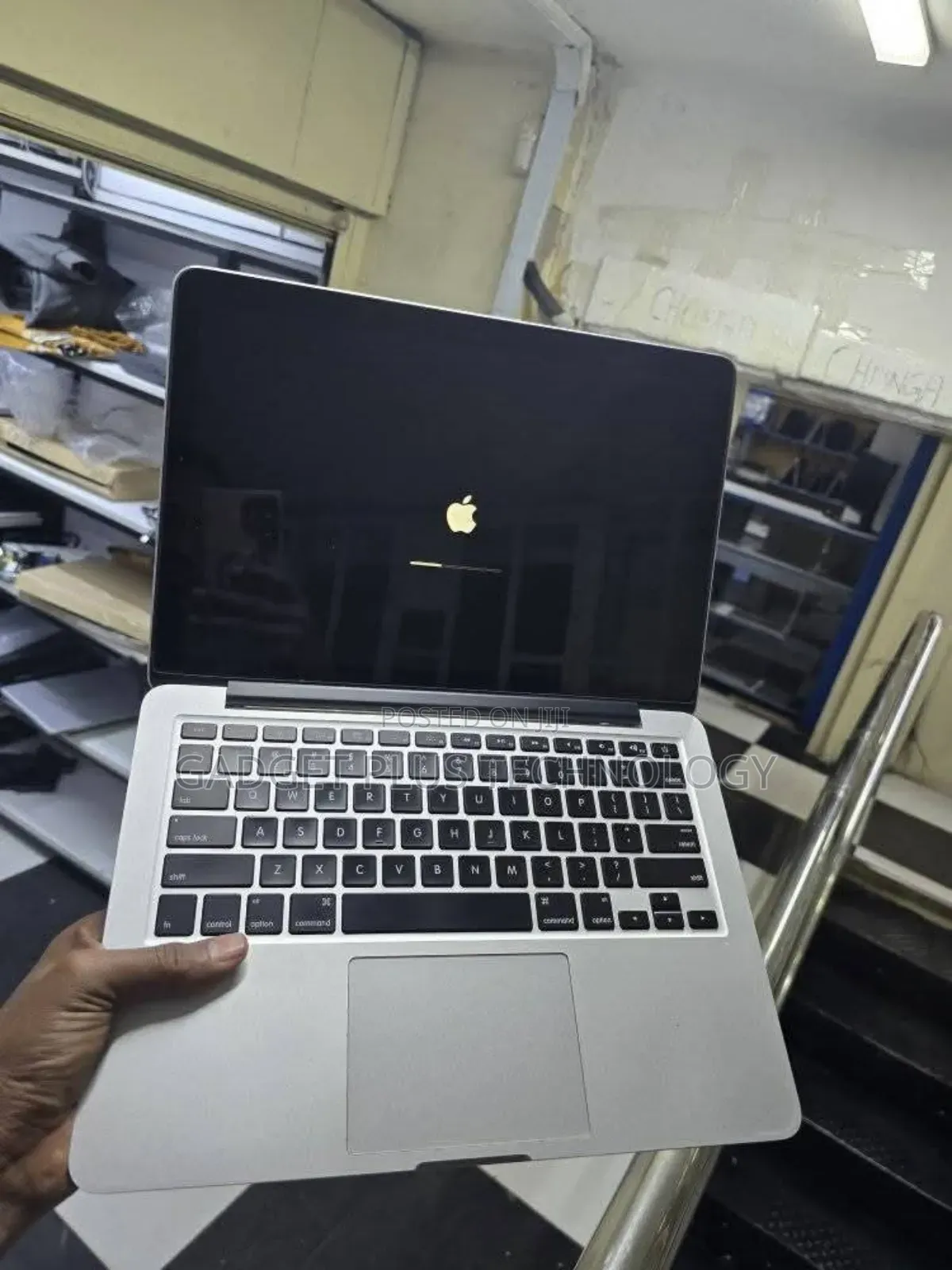 Laptop Apple MacBook Pro 2015 16GB Intel Core I7 SSD 256GB