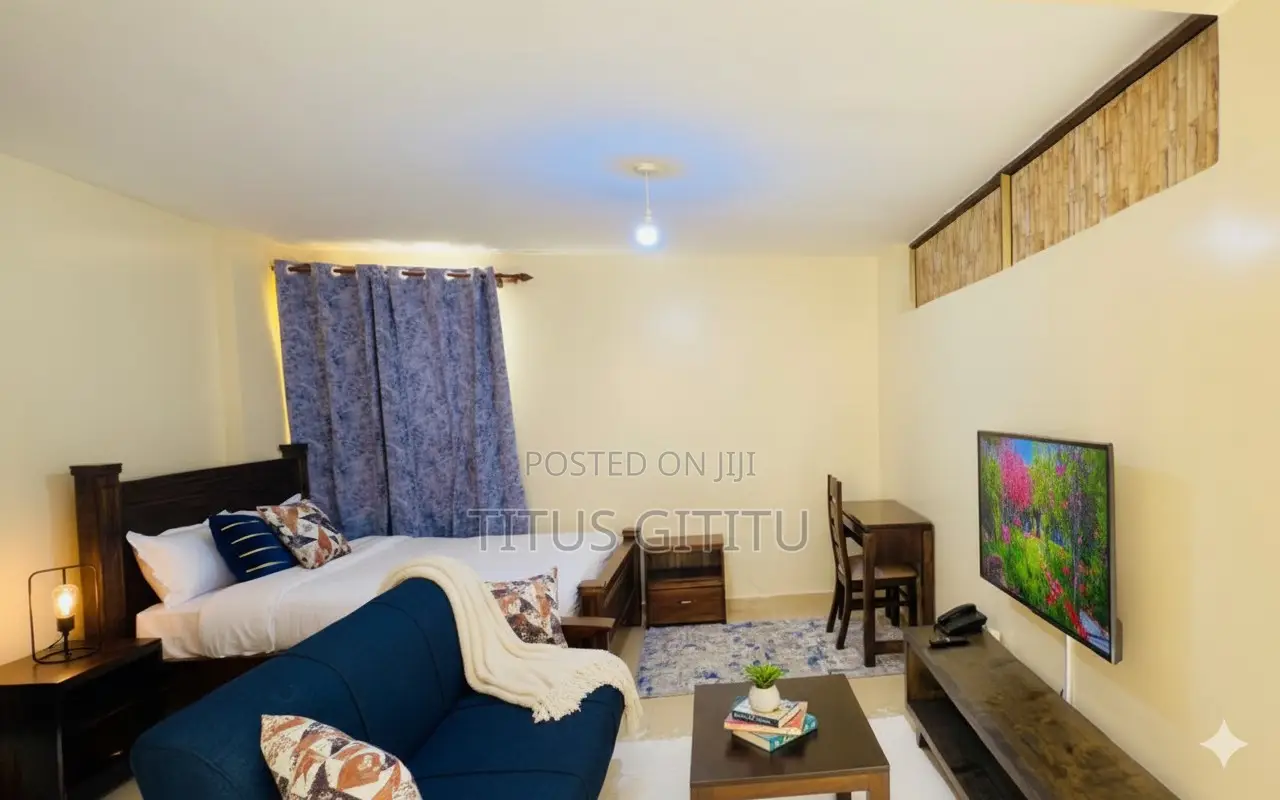 Spacious Airbnb in Ngara | Town View Parking | 5 Mins to CBD |