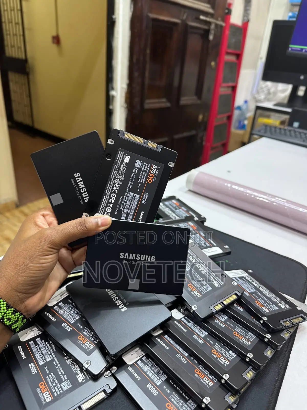 Samsung 860 Pro 512gb 2.5" Sata Laptop v-Nand SSD Tested
