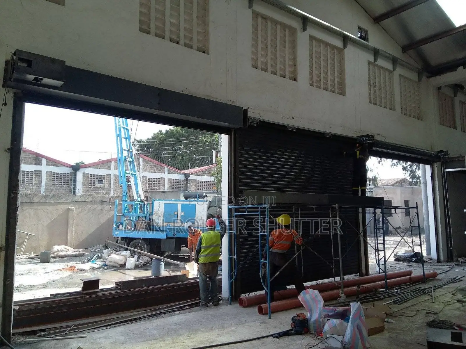 Automatic Roller Shutter Doors – Easy Remote Control