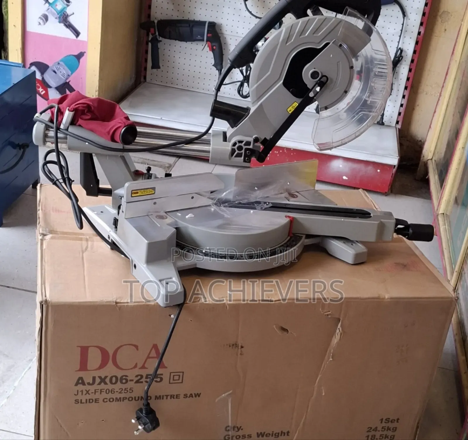 Sliding Compound Mitre Saw/Dca Compound Sliding Mitre Saw