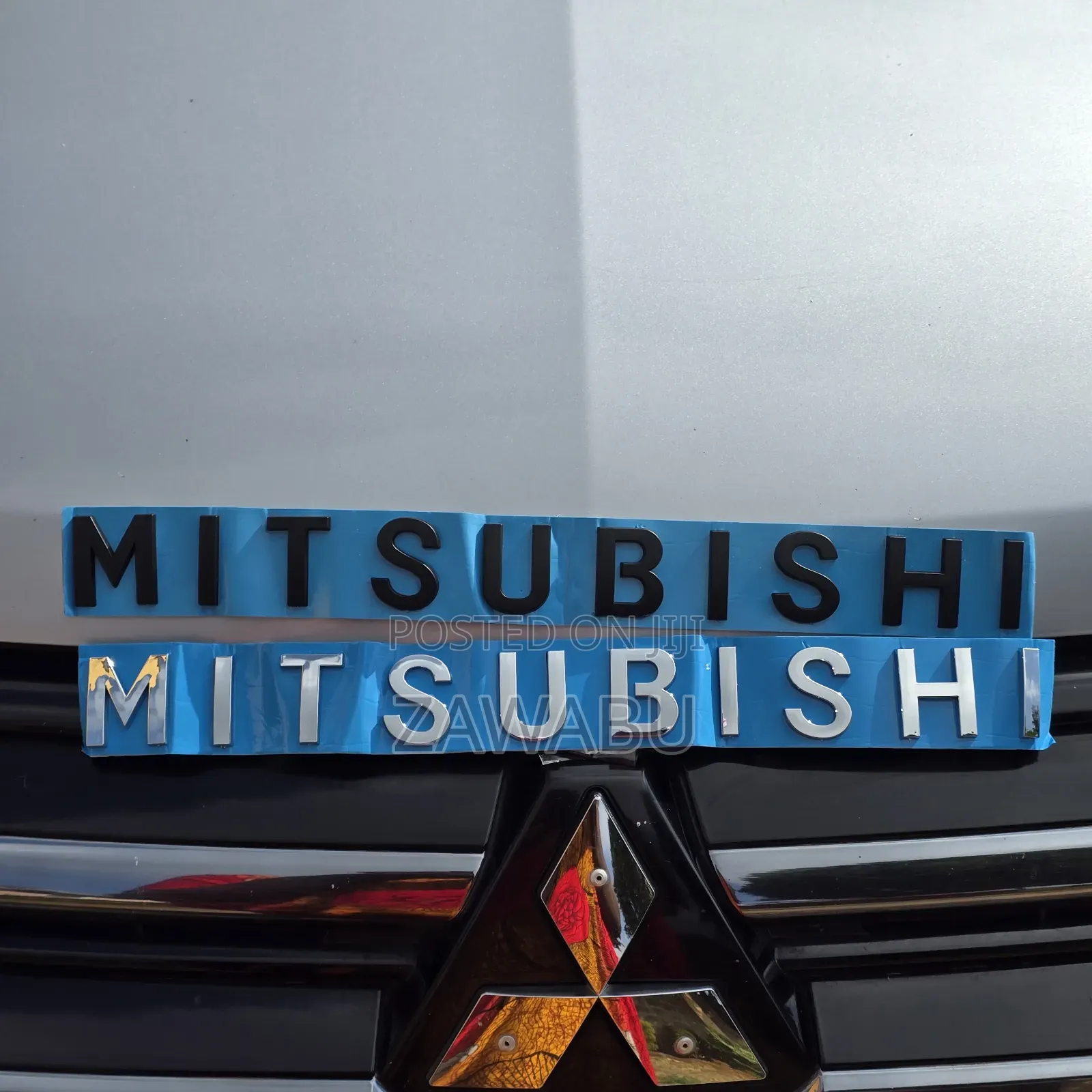 Mitsubishi Outlander Bonnet Logo