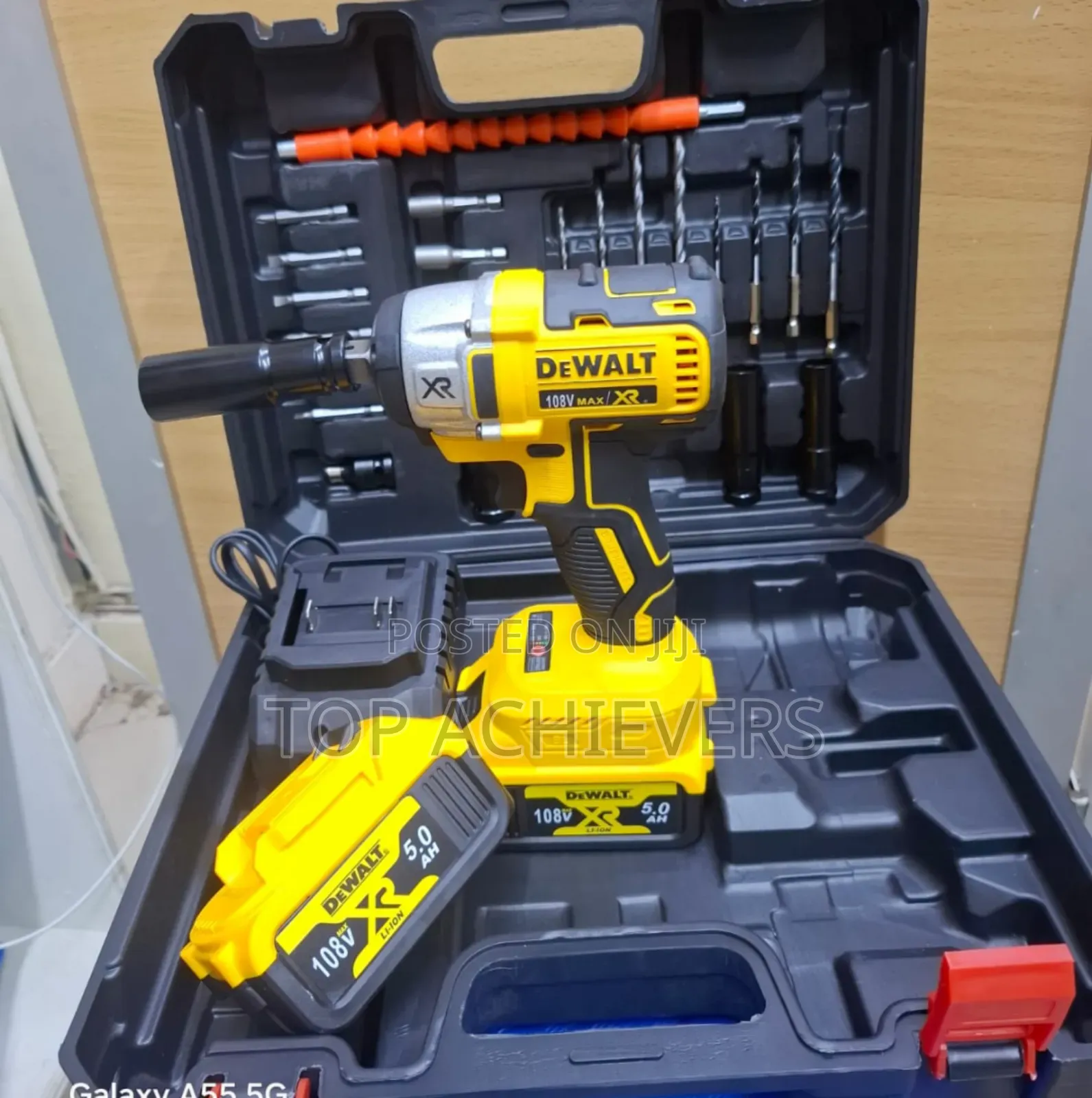 Cordless/Rechargeable Dewalt Impact Wrench 108v