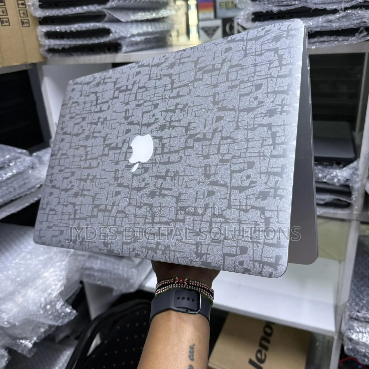 Laptop Apple MacBook Pro 2015 16GB Intel Core I7 SSD 256GB