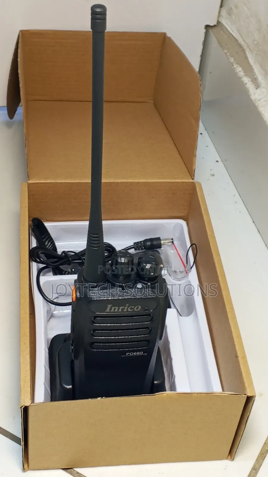 Wireless Walkie -Talkie. Inrico Pd 660 Programmable Channels