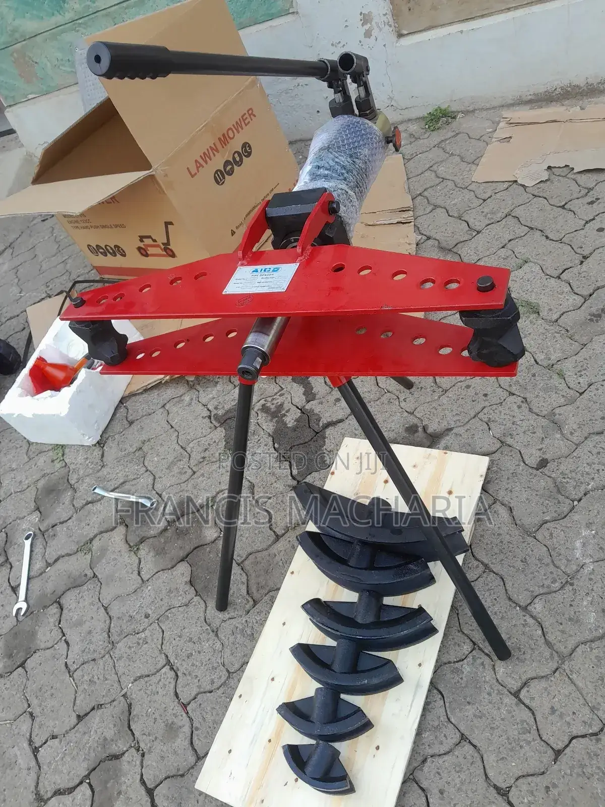 Heavy-Duty Pipe Bender Machine