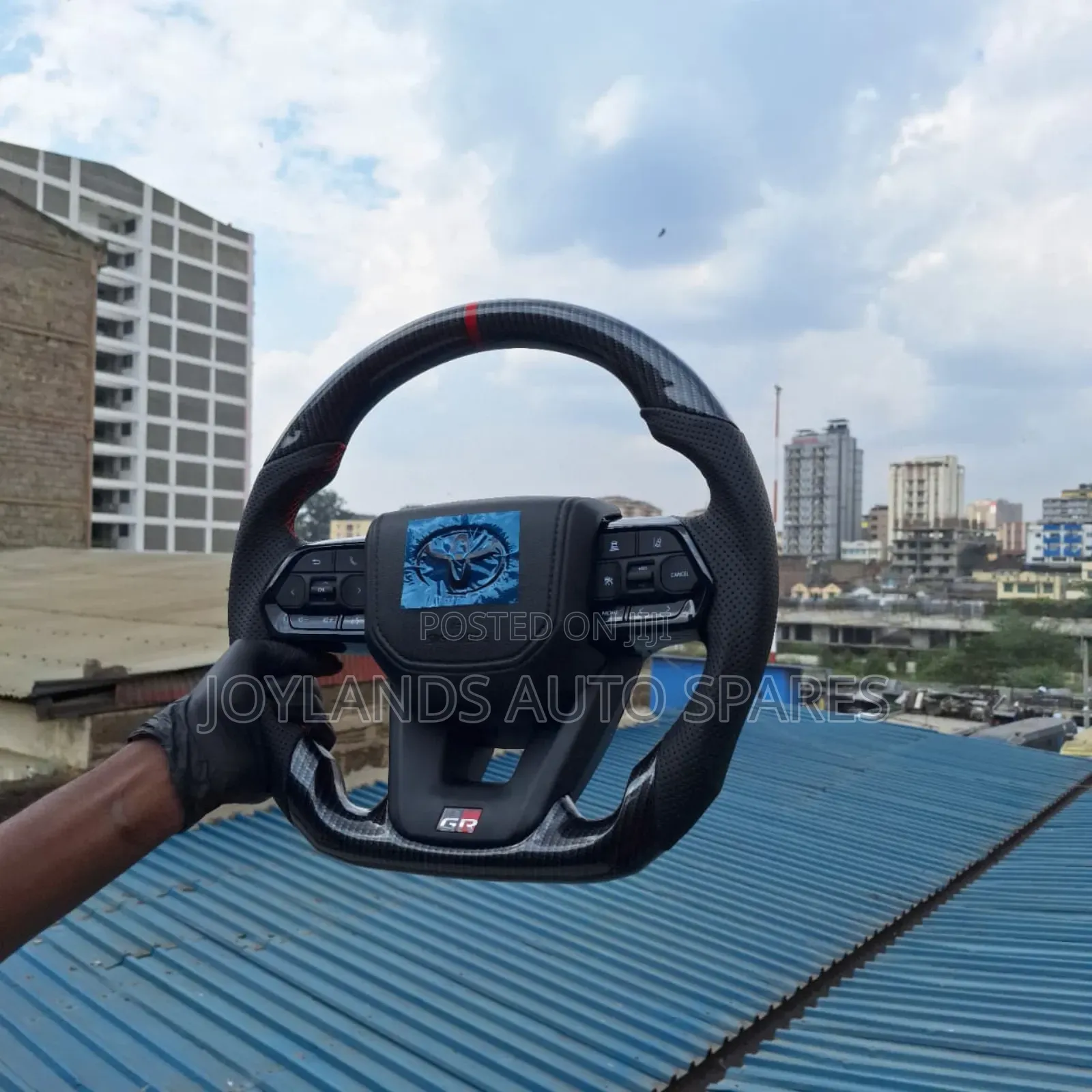 Universal Steering Wheel