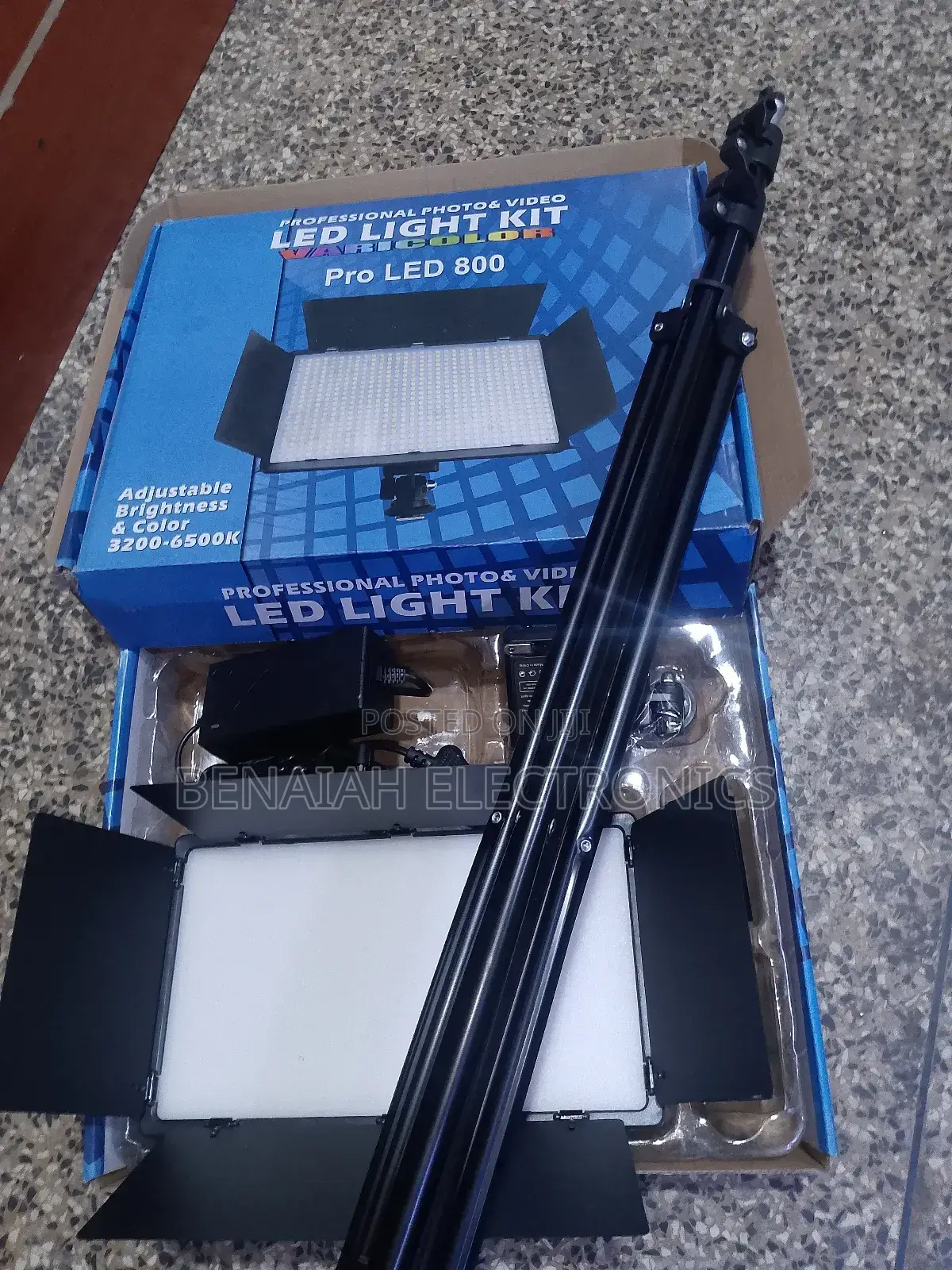 Pro Led 800+ for Excellent Studio Video Taking and Photos