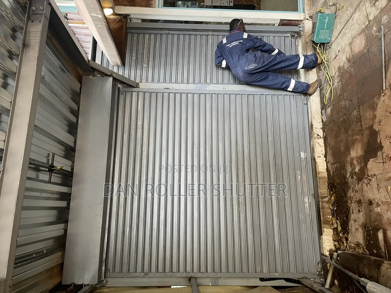 Manual Roller Shutter Door – Best for Shops Garages