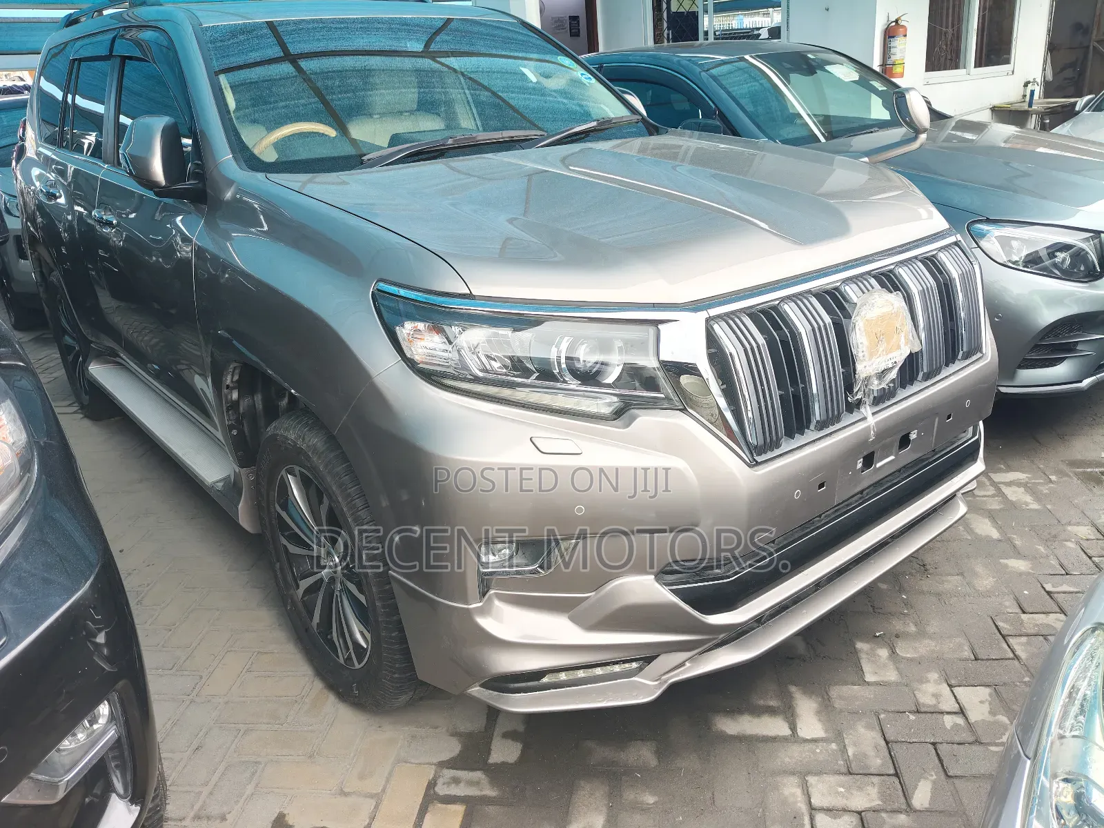 Toyota Land Cruiser Prado 2.8 2019 Gold