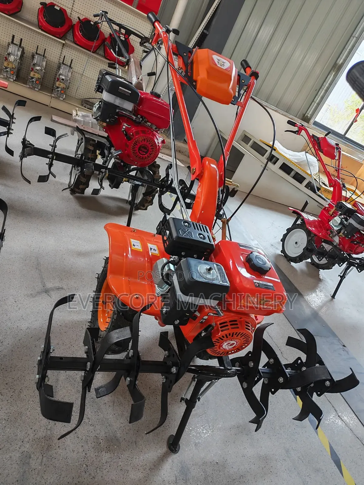 Heavy Duty Petrol 7hp Power Tiller With Accessories.
