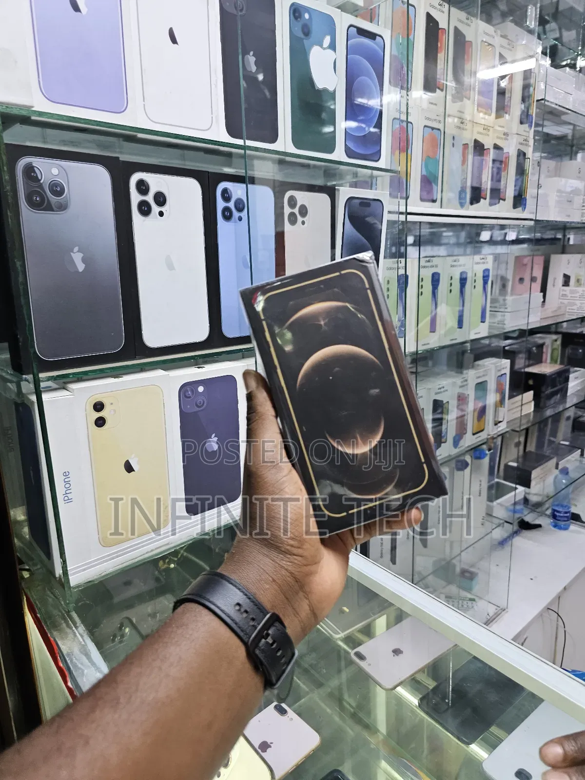 New Apple iPhone 12 Pro 128 GB Black