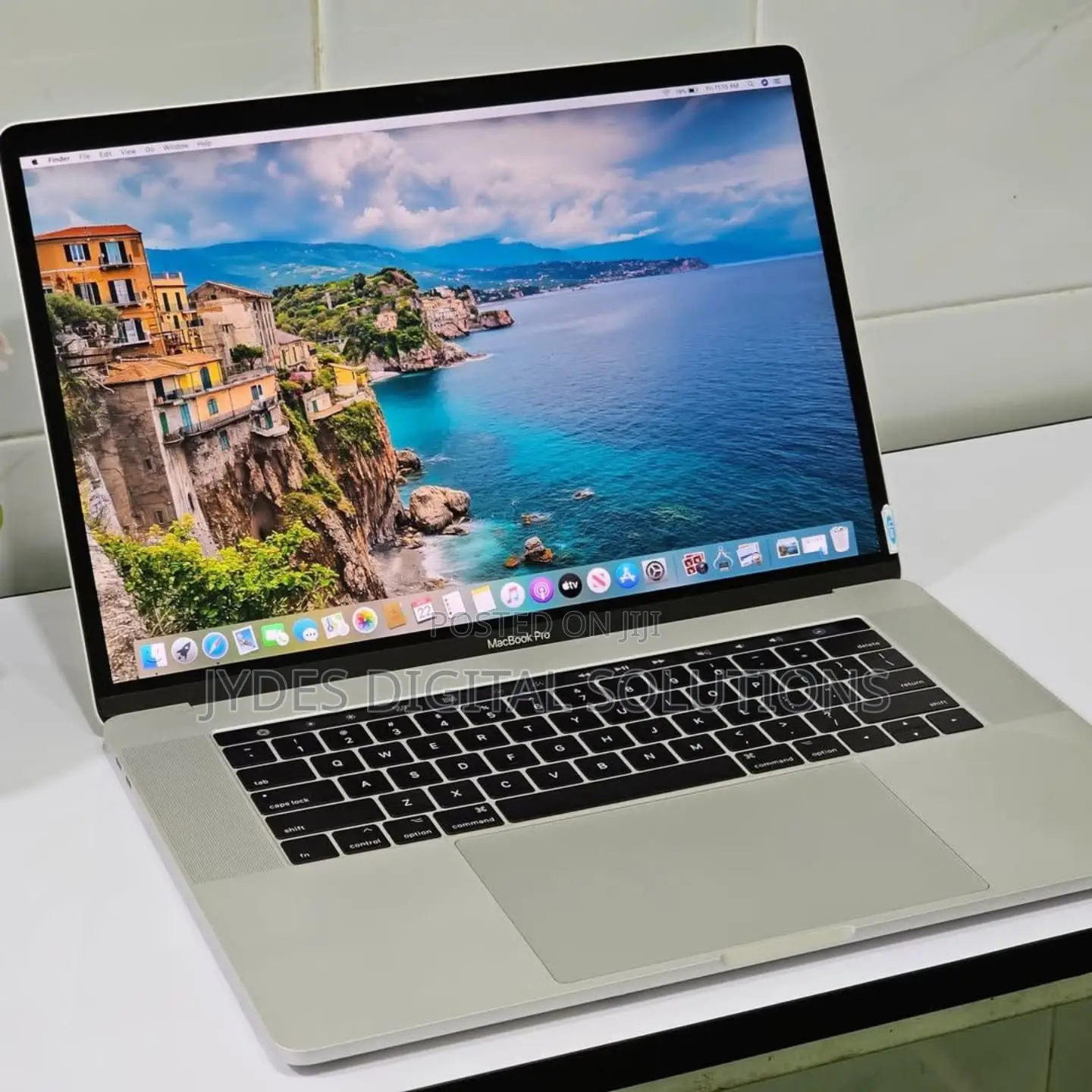 Laptop Apple MacBook Pro 2017 16GB Intel Core I7 SSD 512GB