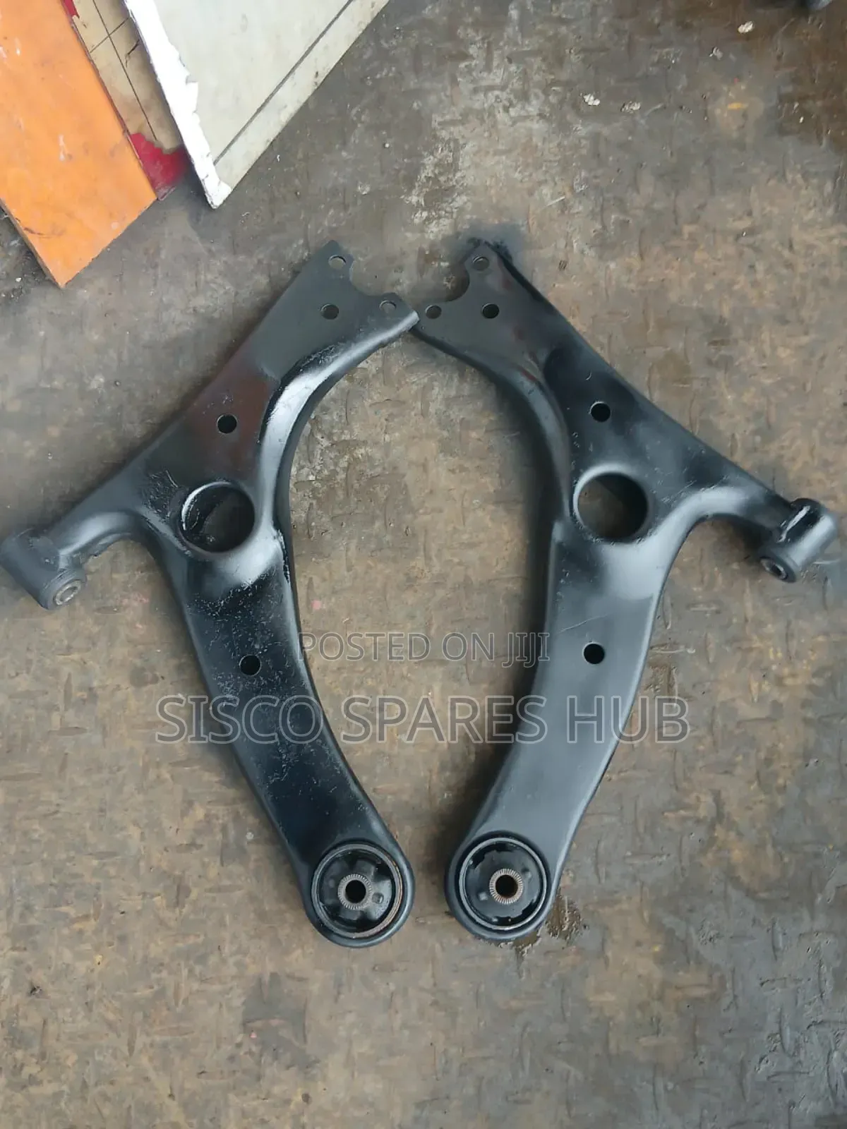 Control Arms Rav 4 J