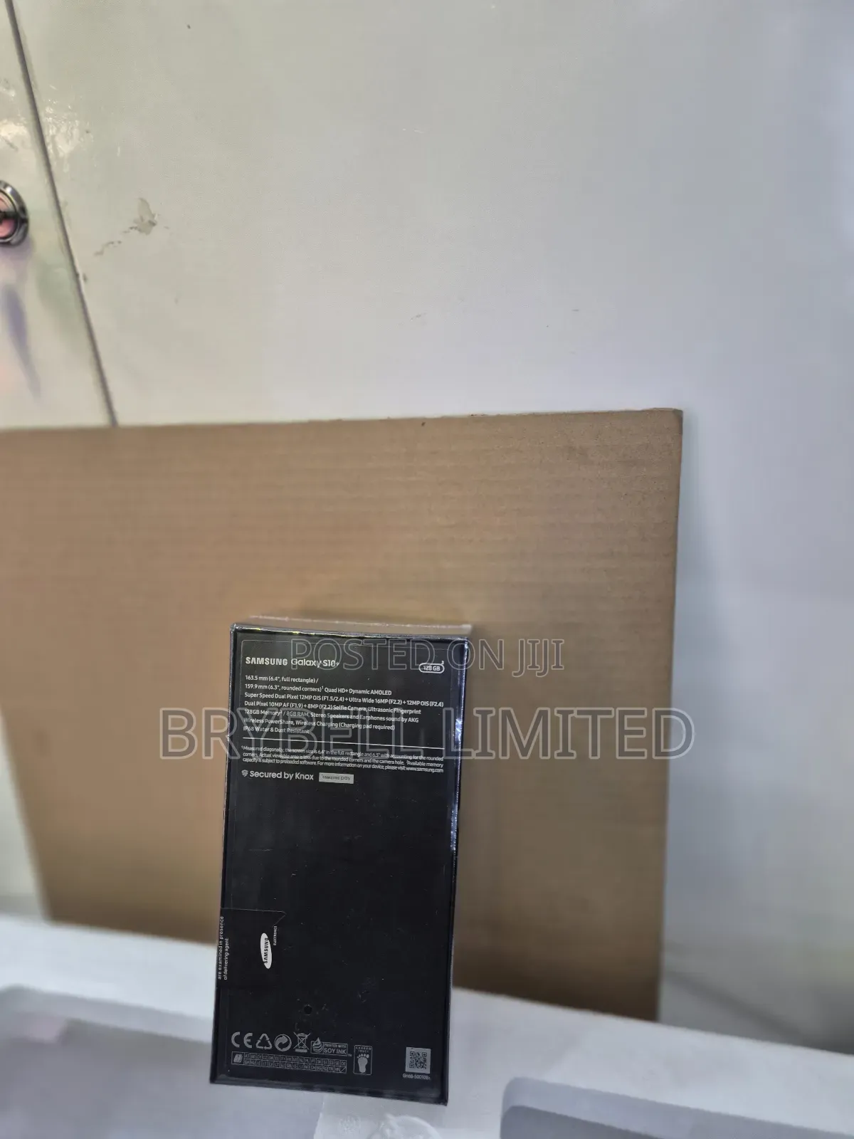 New Samsung Galaxy S10 128 GB Green