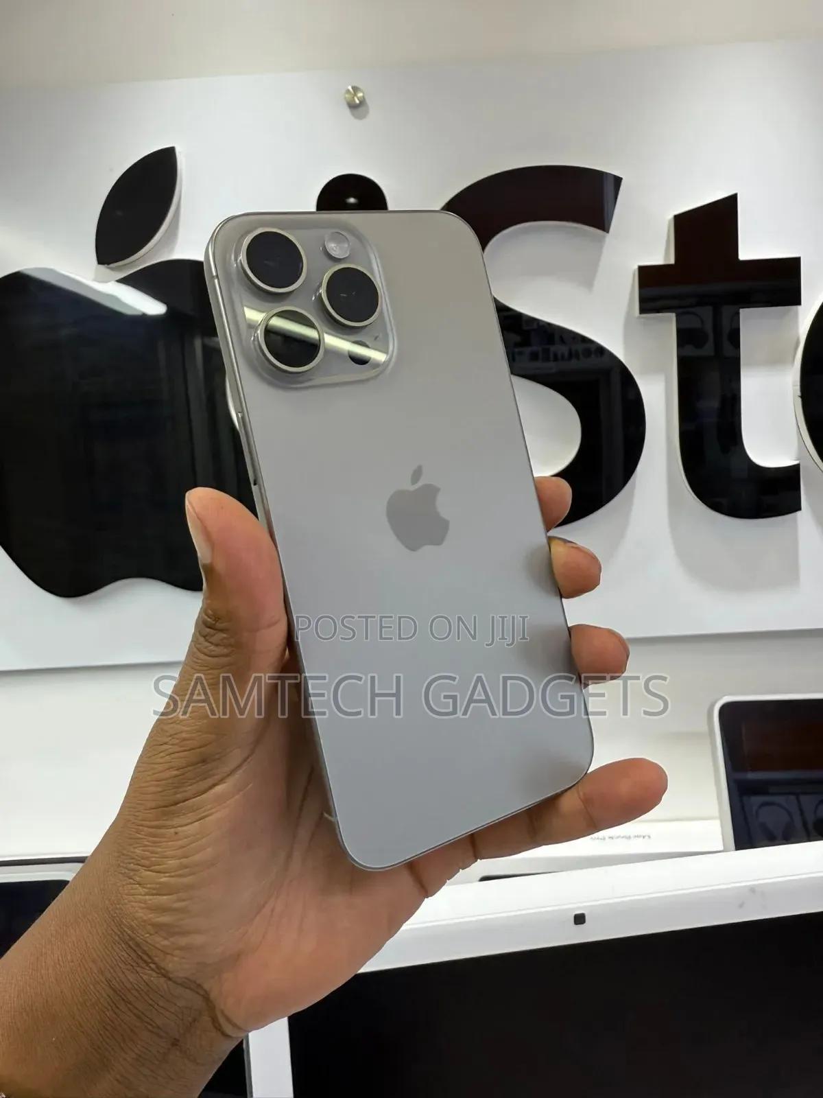 Apple iPhone 15 Pro Max 512 GB Silver