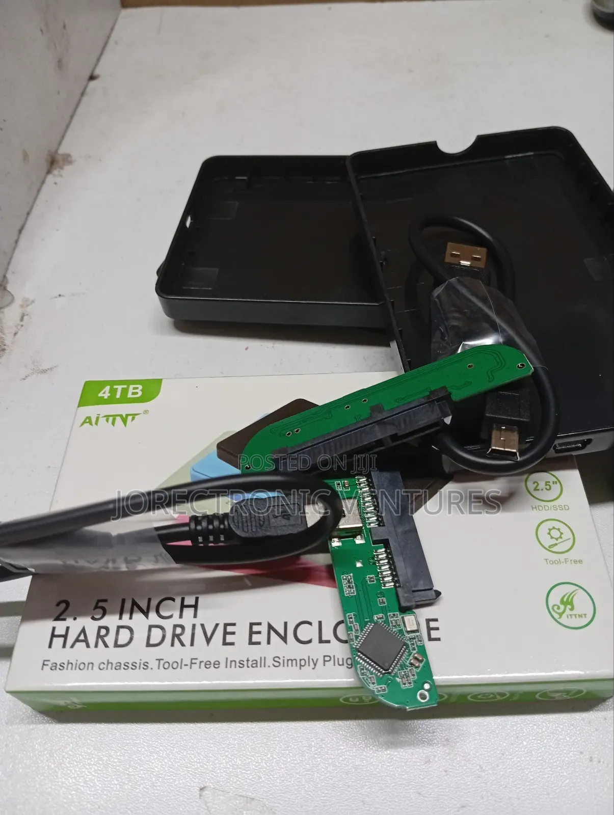 2.0 Casing Hard Drive Enclosure With Usb to SSD Cable