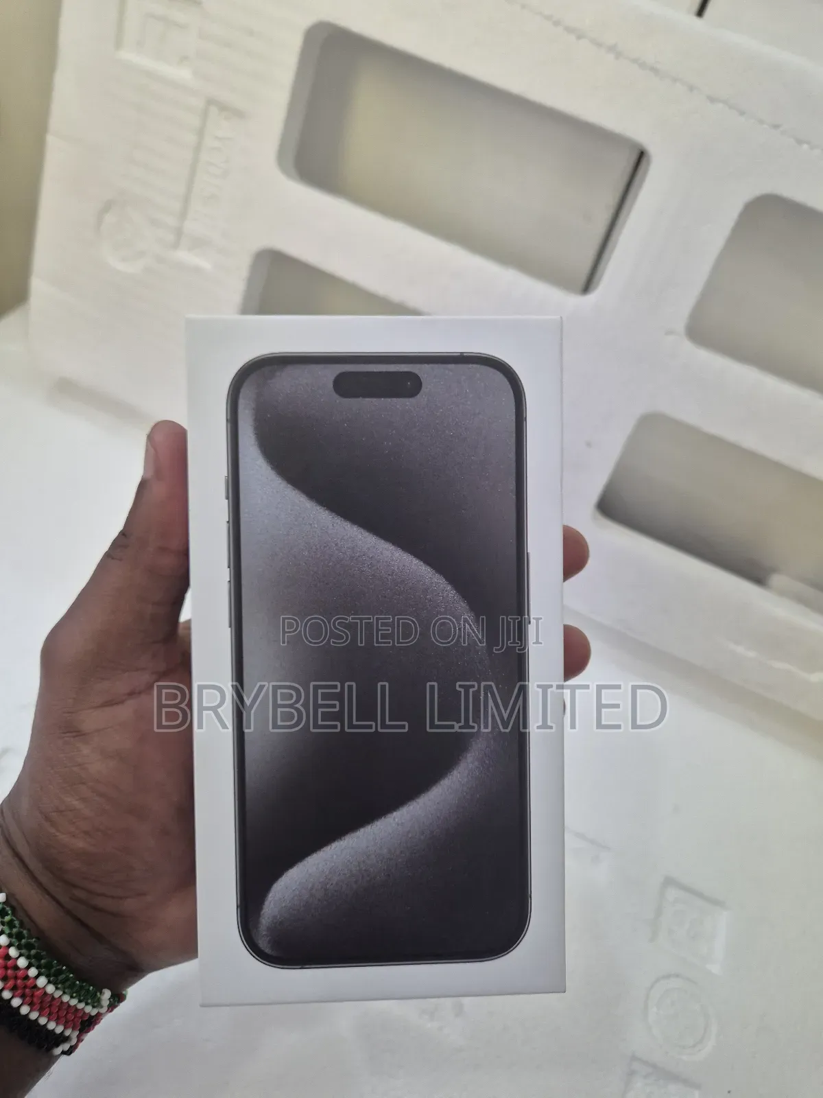 New Apple iPhone 15 Pro 256 GB Black