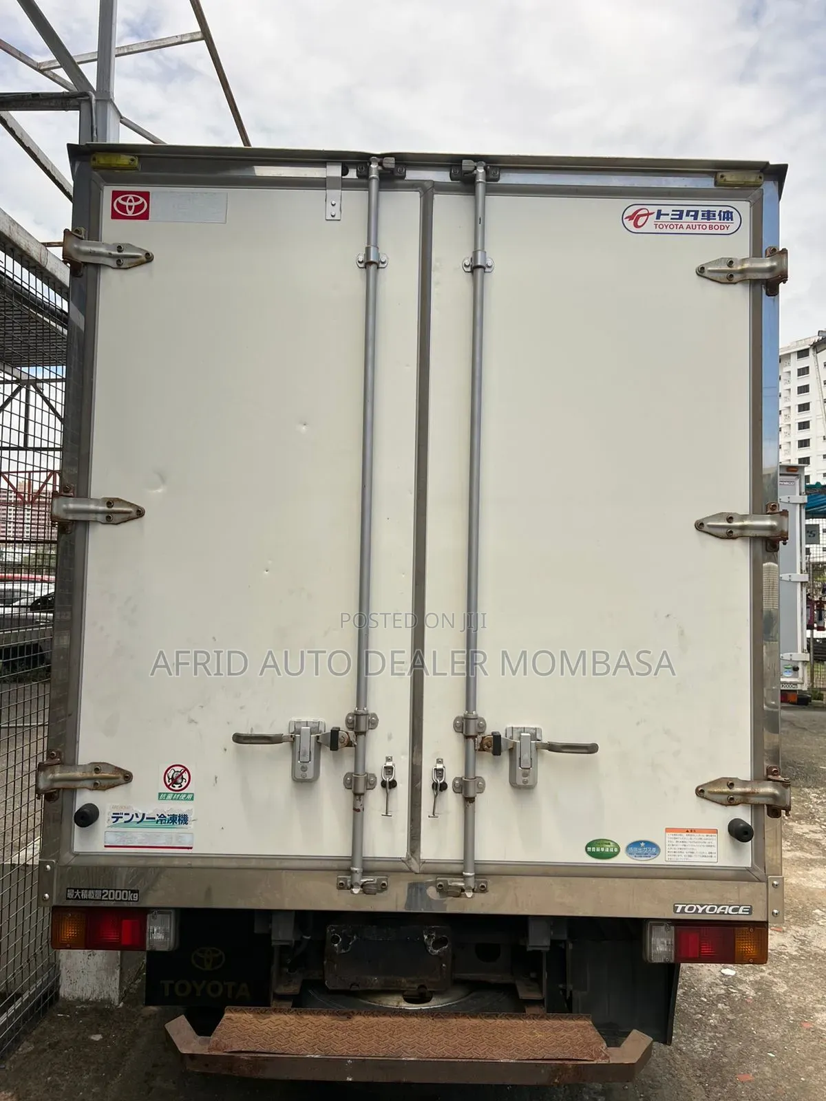 Toyota Dyna Freezer Body